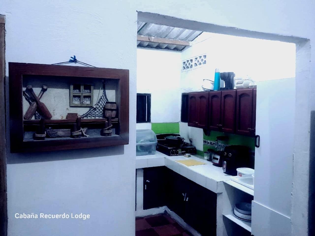 Cabaña RECUERDO Lodge, B & B