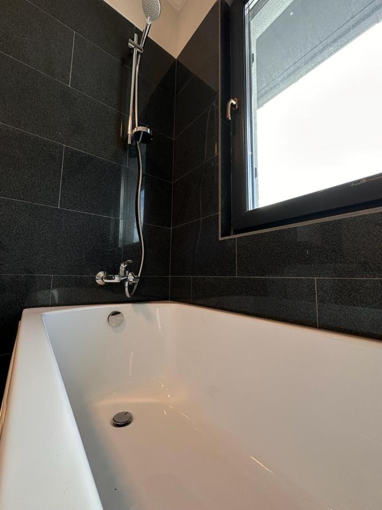 Apartament Adela Giulia view 4
