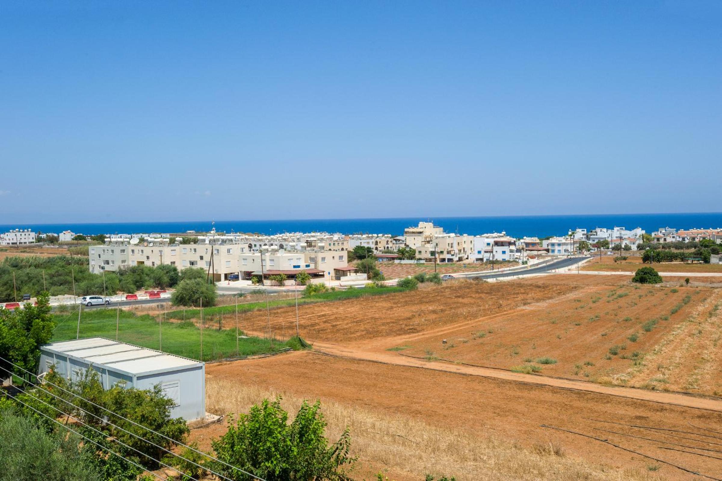 SEABREEZE APARTMENT 200m away from the sea