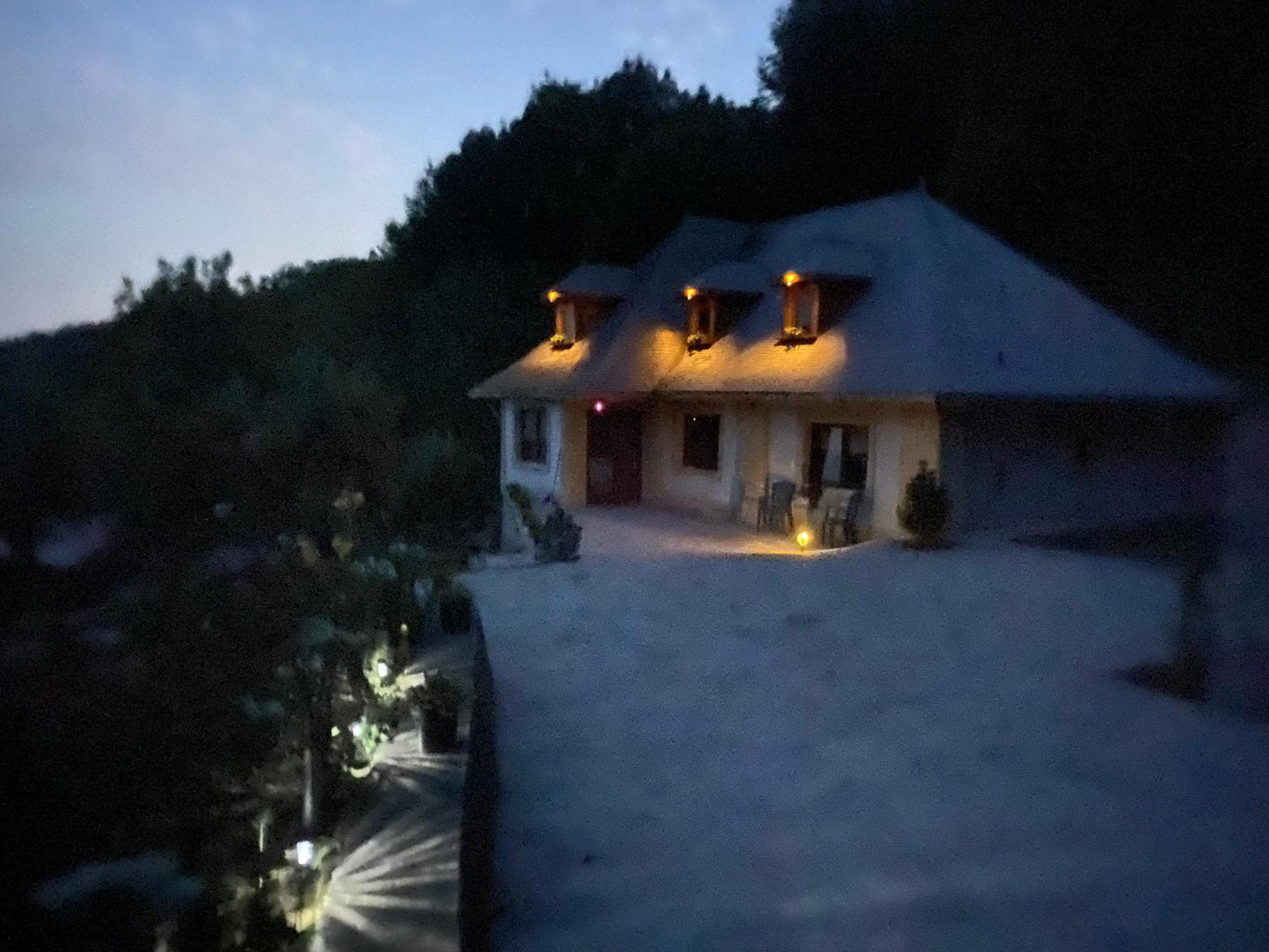 Casa cu șindrilă, photo 57