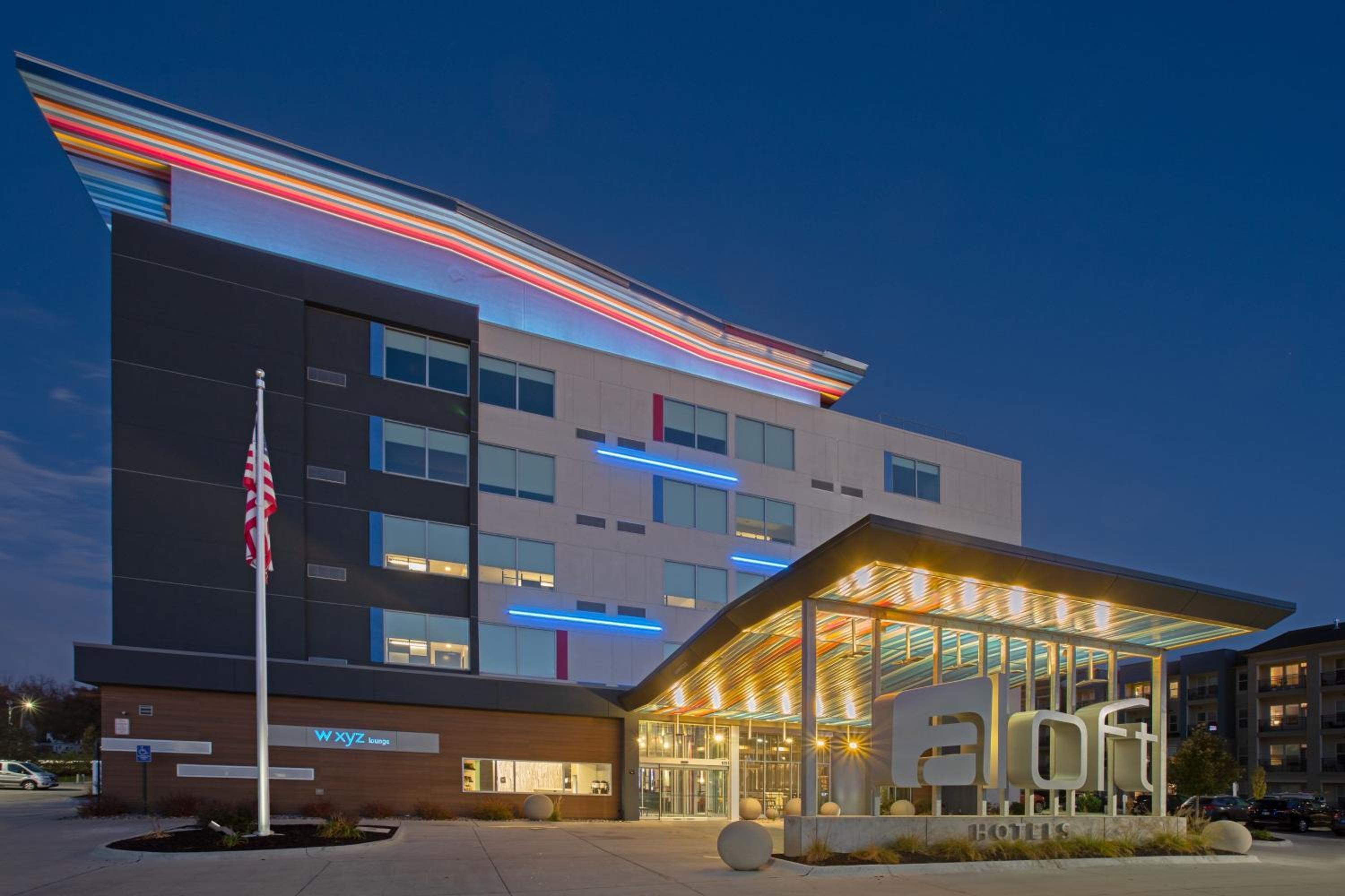 Hotel Aloft Omaha Aksarben Village - Image 1