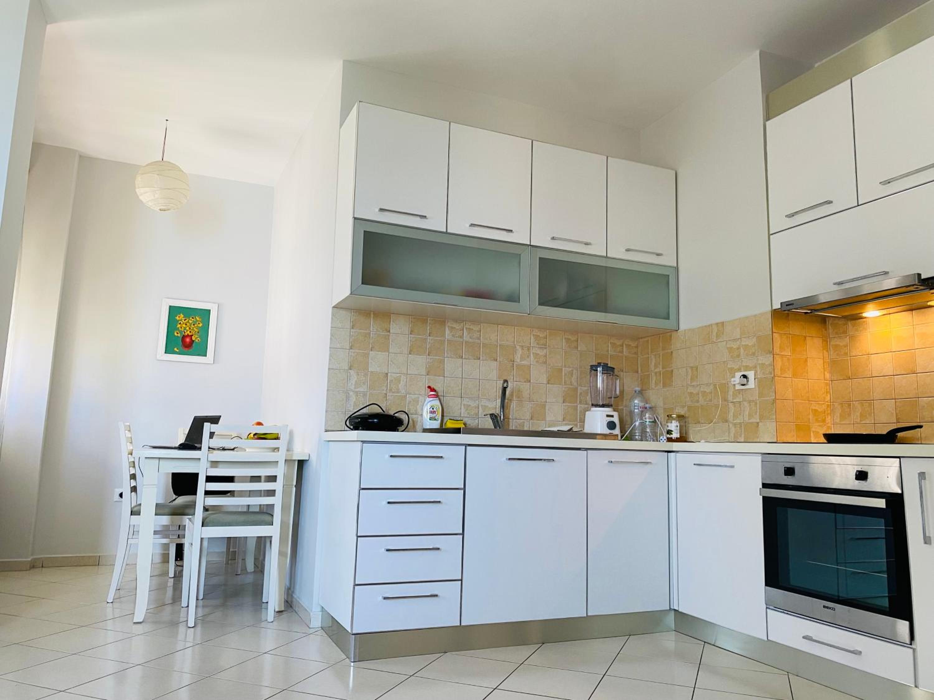 Edan Apartments
