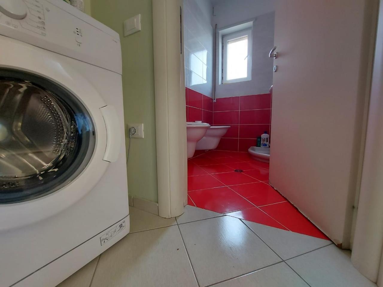 Edan Apartments