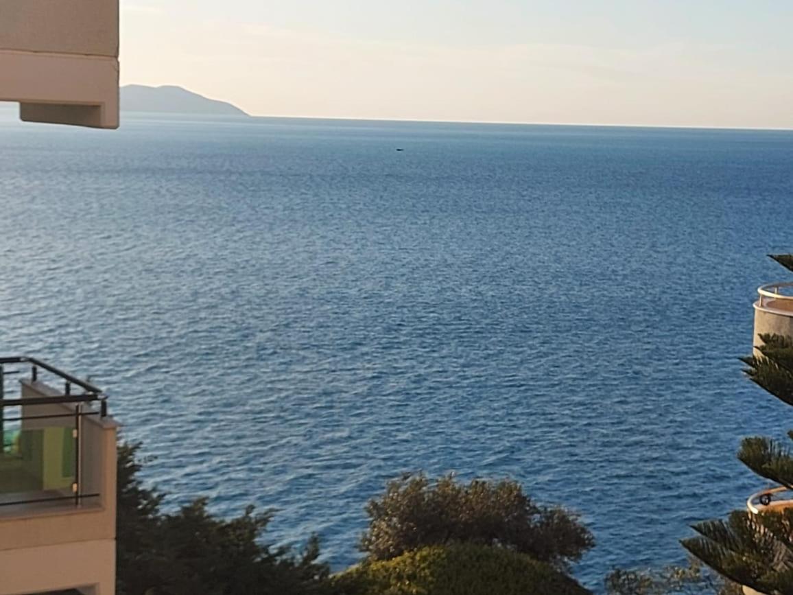 Edan Apartments