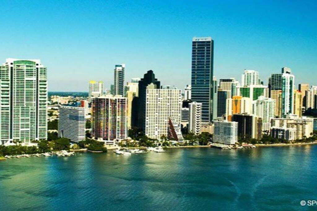 SUPER CLOSE Beach, Airport, port, Downtown, Wynwood