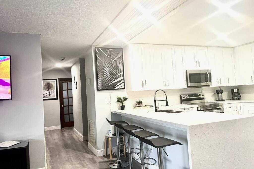SUPER CLOSE Beach, Airport, port, Downtown, Wynwood