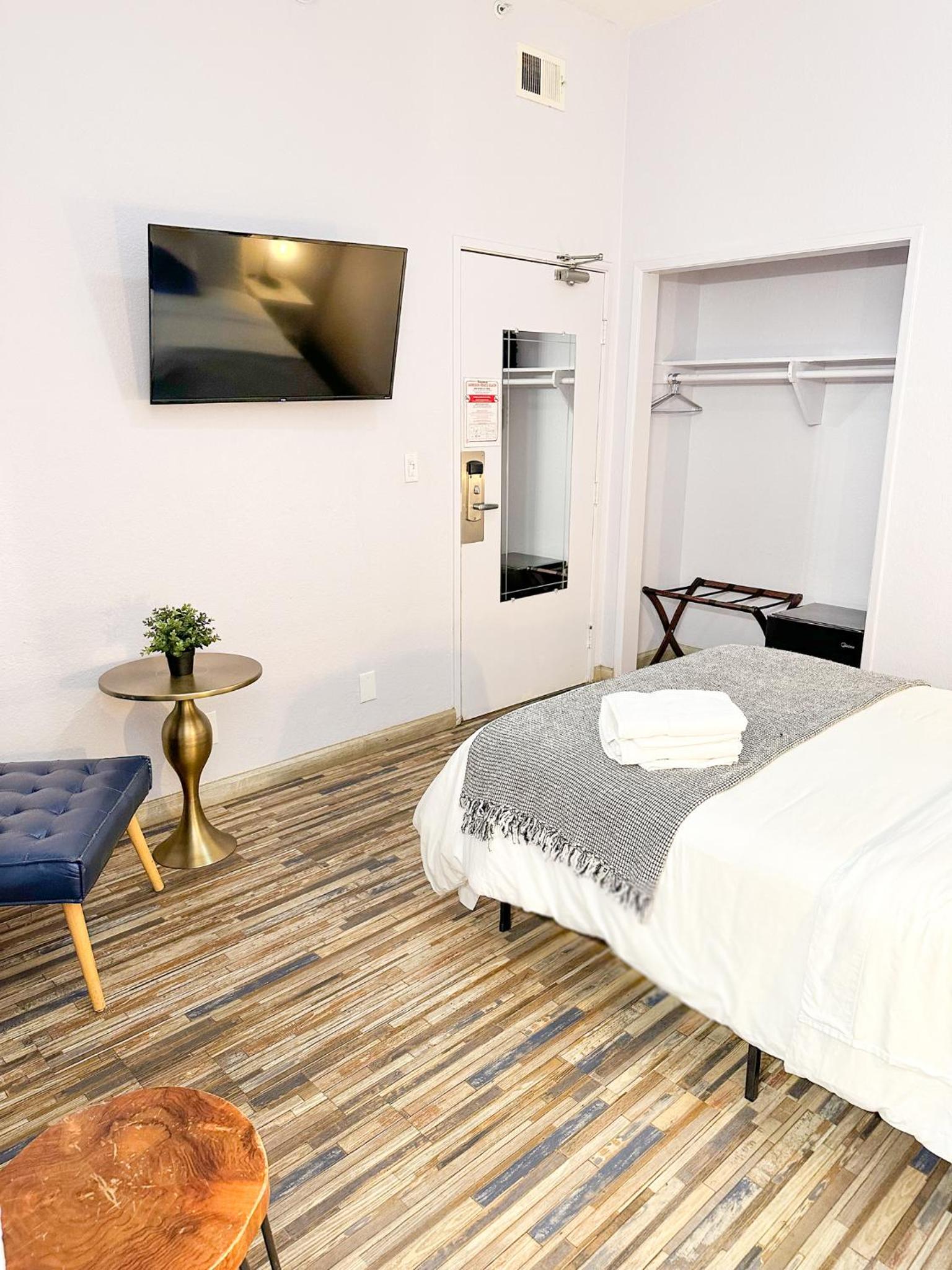 Samesun Venice Beach Hotel & Hostel