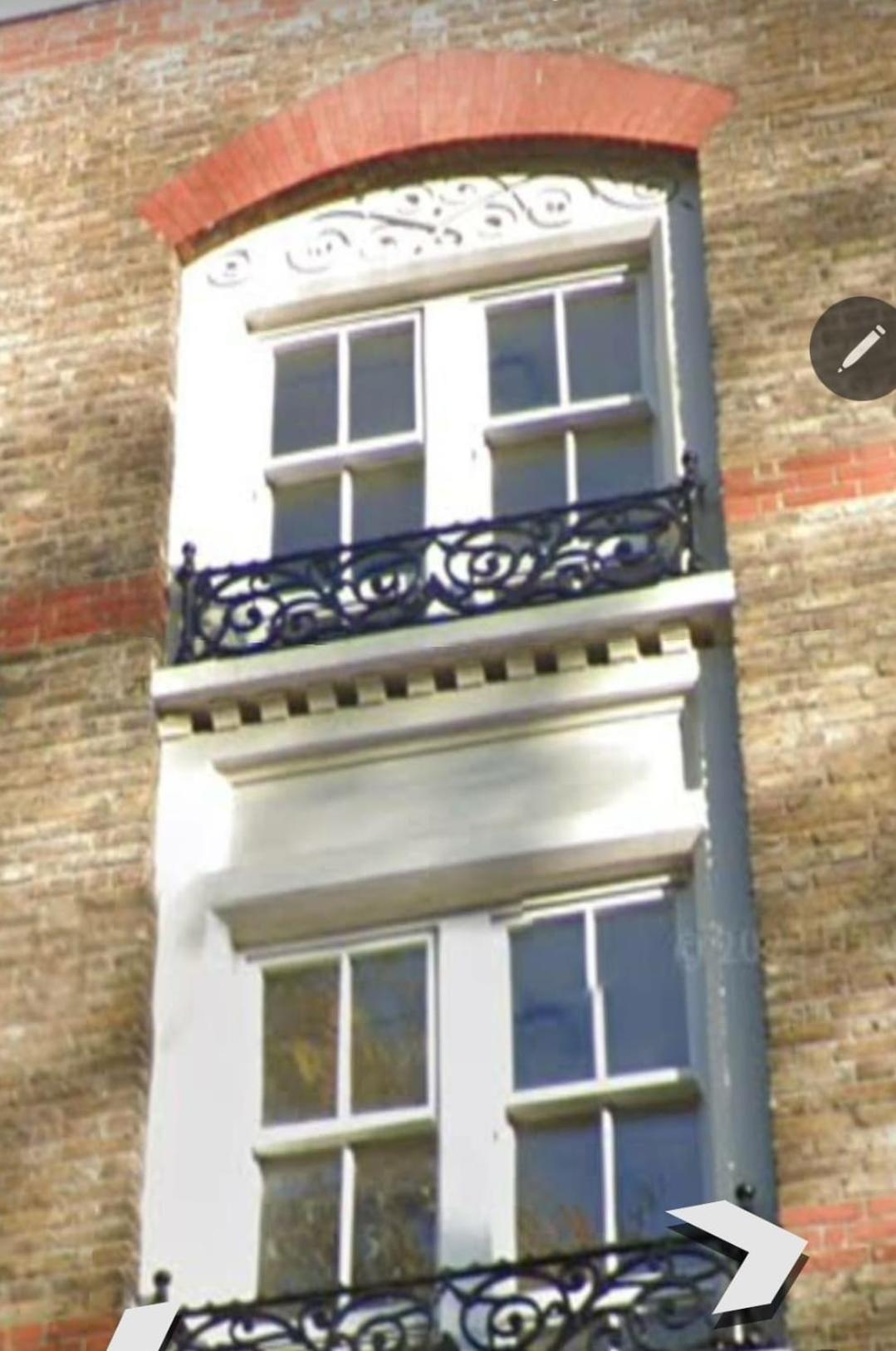 Chelsea brige road view 2