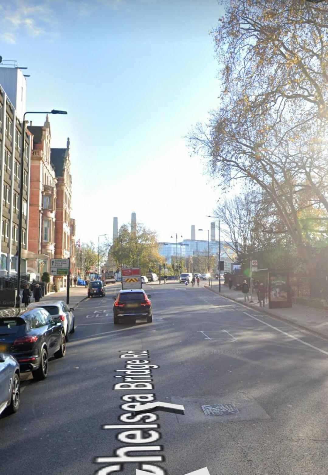 Chelsea brige road view 5