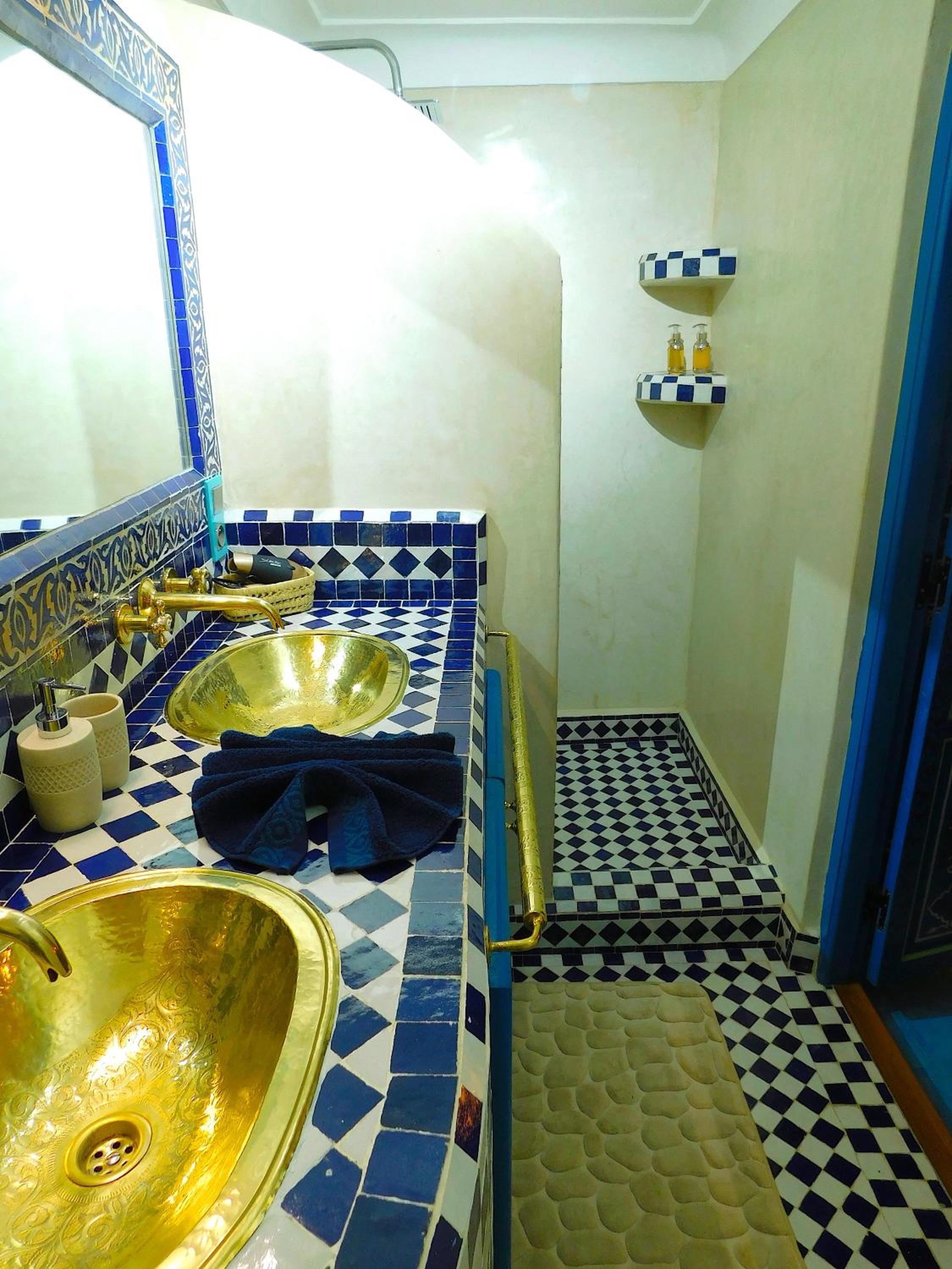Photo 43