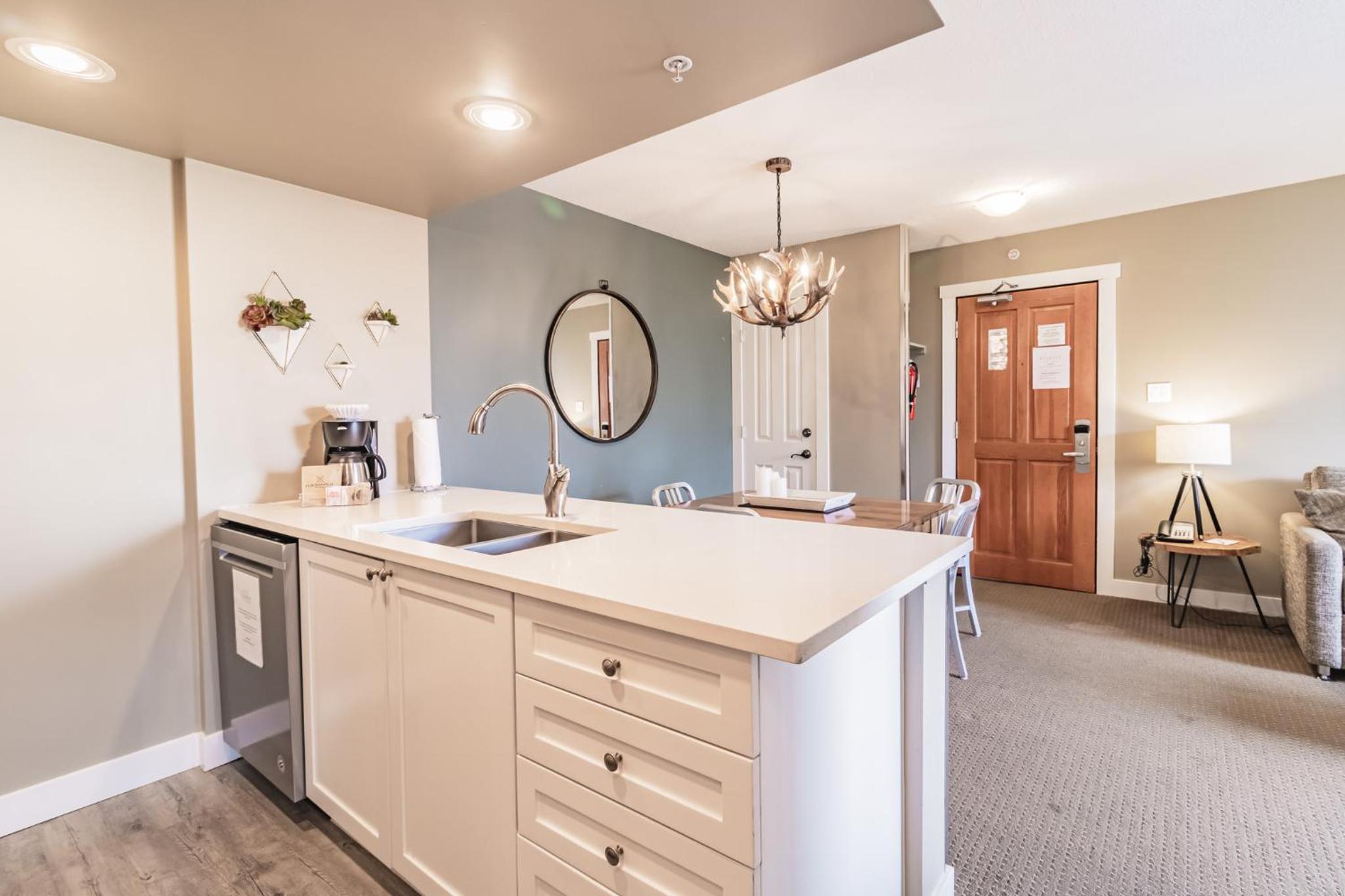 Cascade Lodge by Elevate Vacations