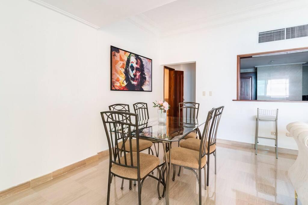 3 BDR Ocean View luxury Apartment . Sleeps 6