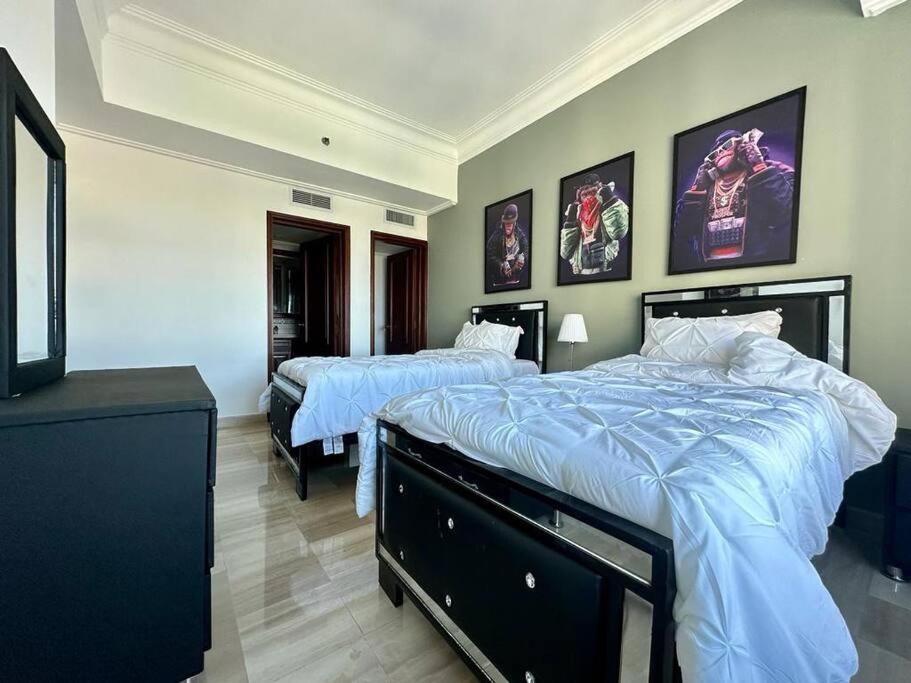 3 BDR Ocean View luxury Apartment . Sleeps 6