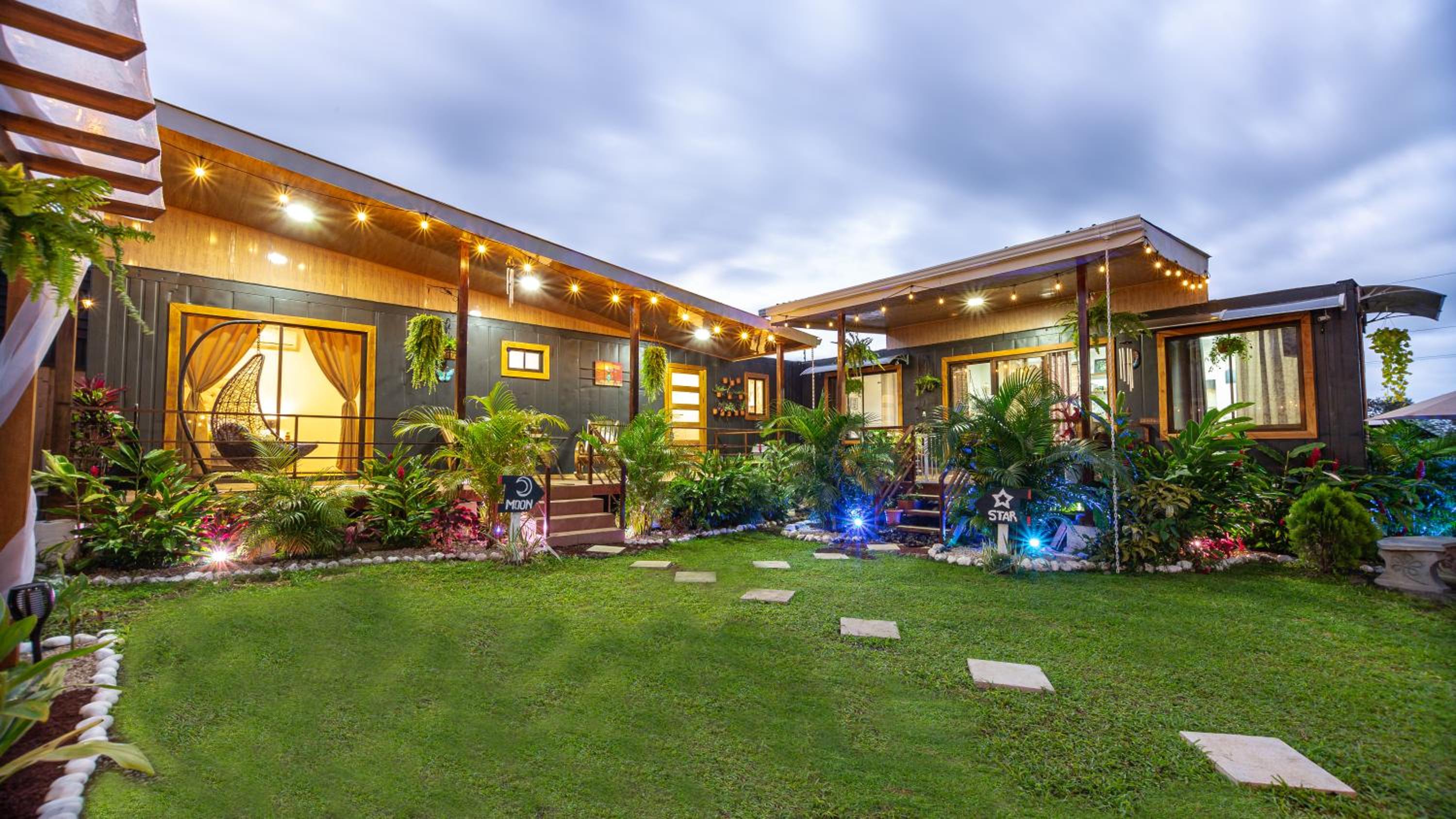 Arenal Tiny Houses - MOON