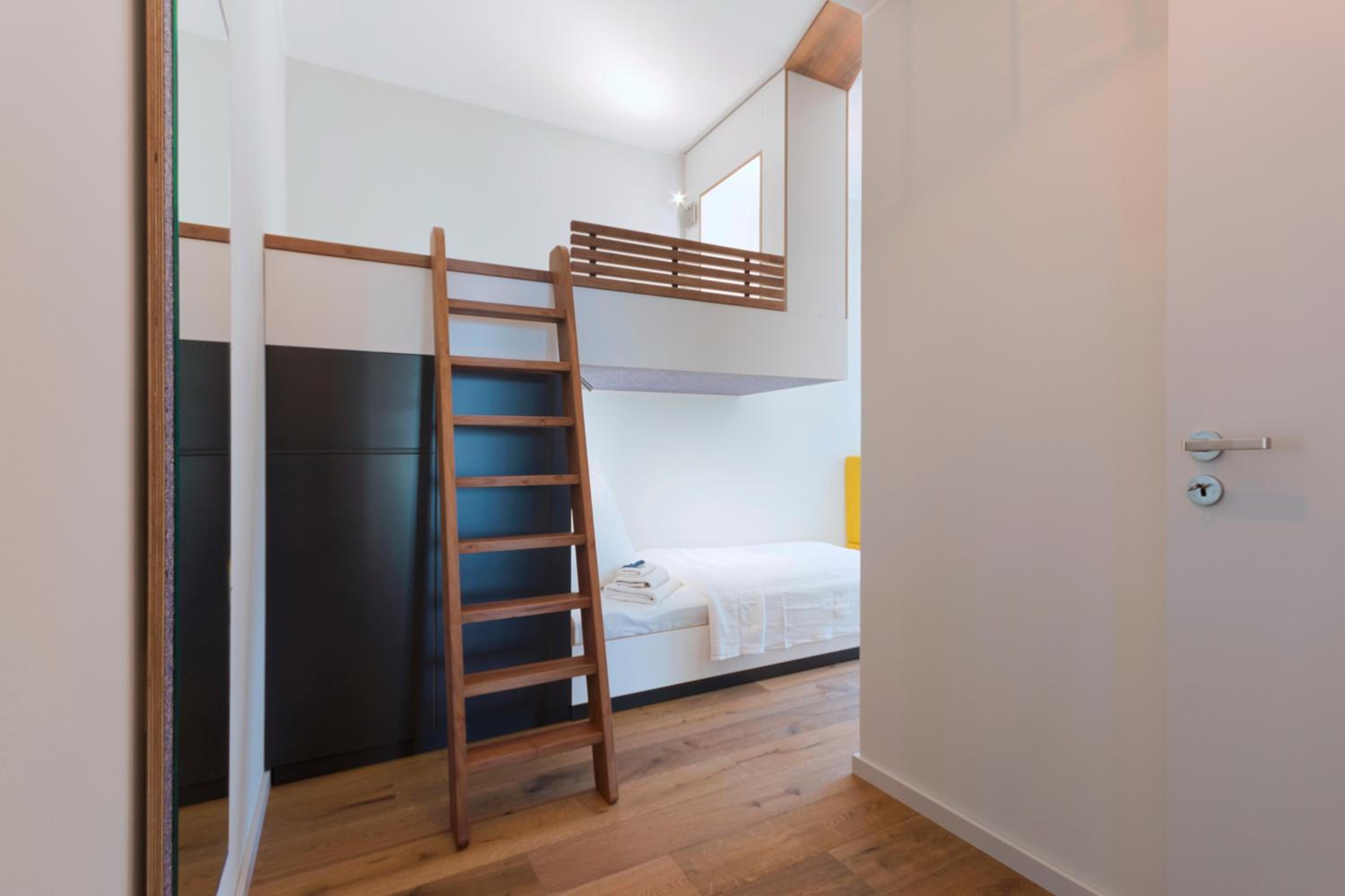 Marina Maisonette Seeblick mit Pool und Sauna