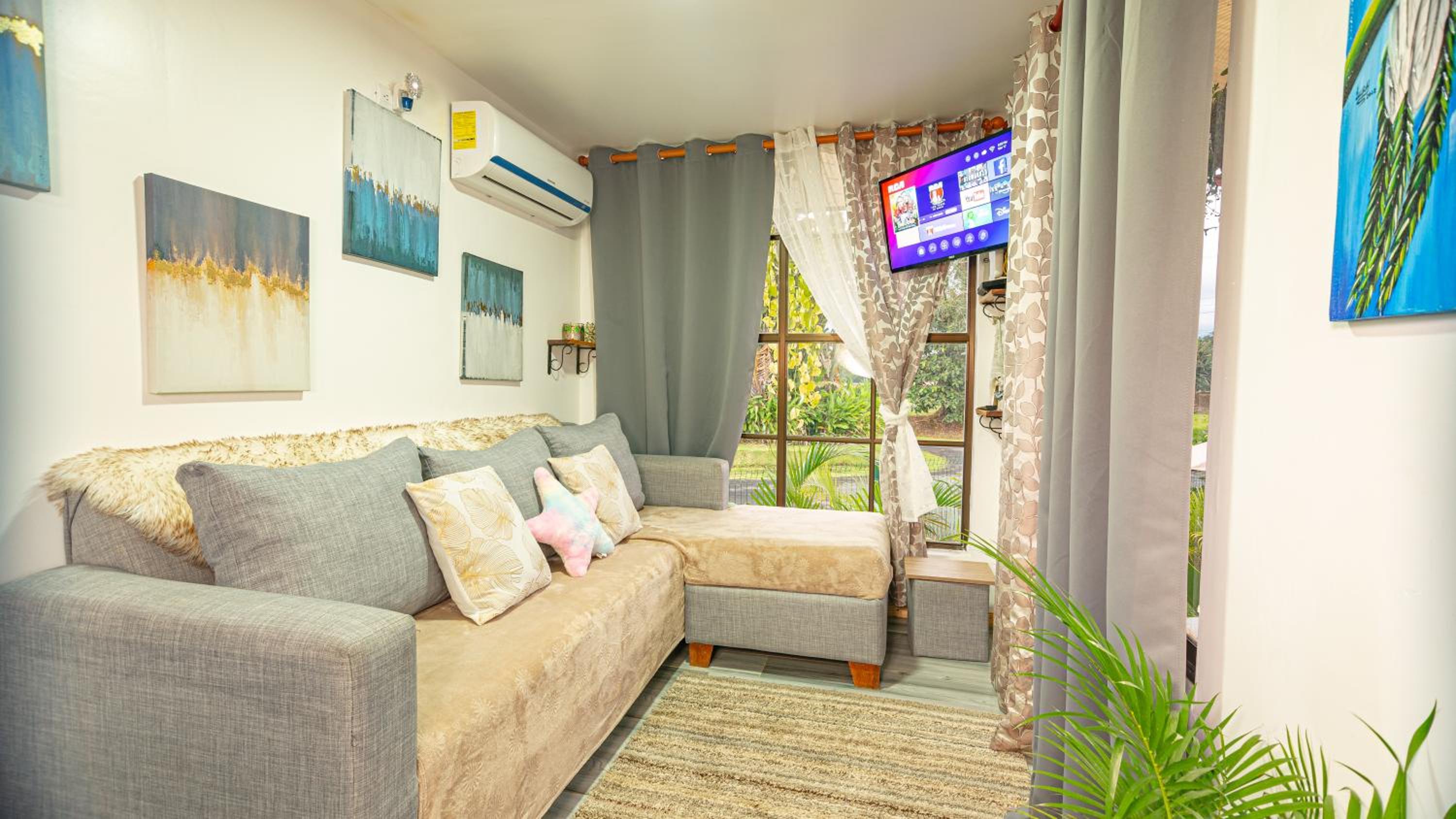 Arenal Tiny Houses - STAR