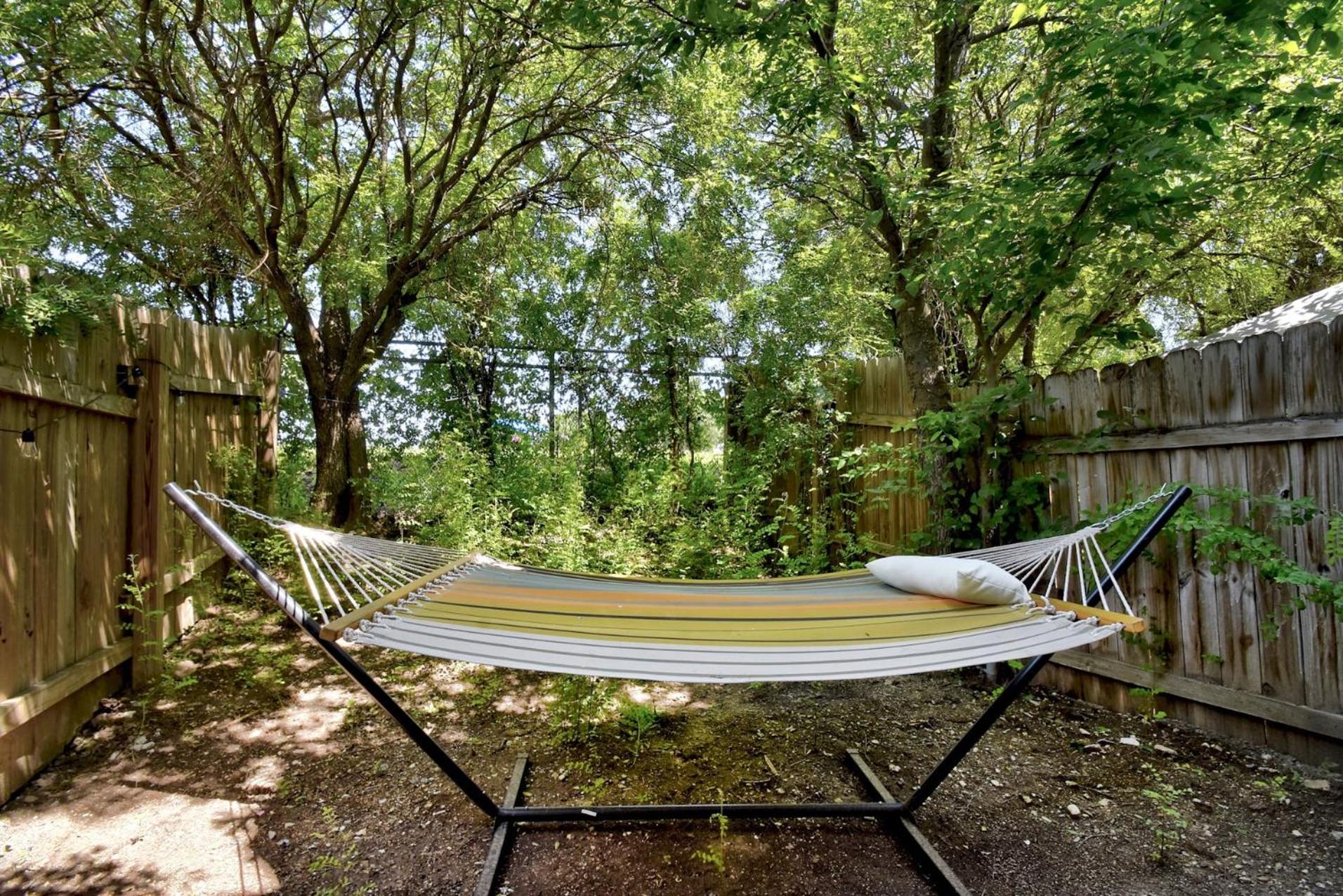 Ideal Midterm Getaway with Cozy Comfort
