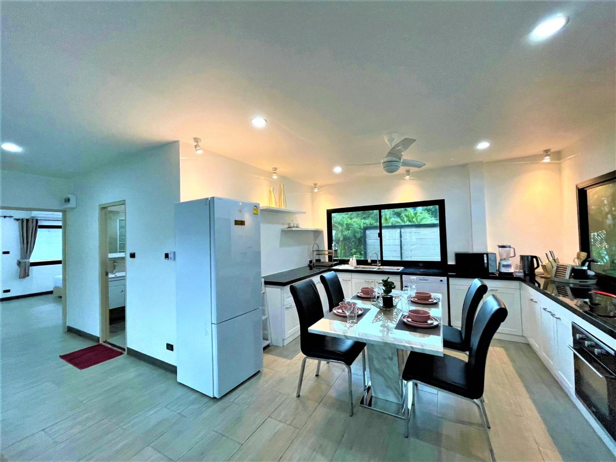Kamala Fantasy 5 Bedroom Modern Private Pool Villa