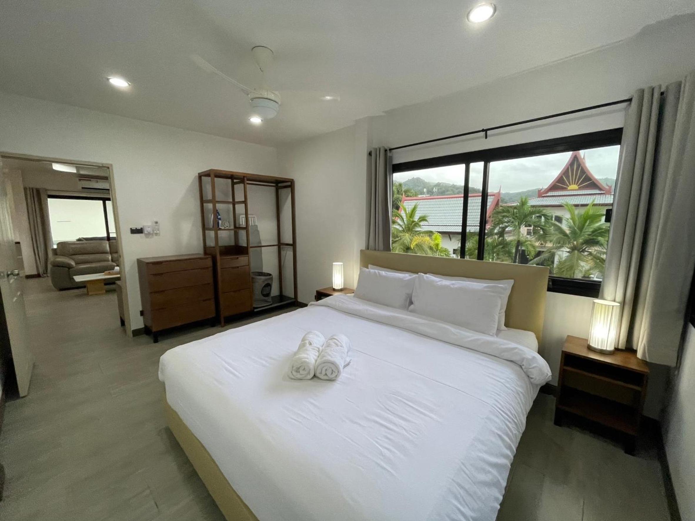 Kamala Fantasy 5 Bedroom Modern Private Pool Villa