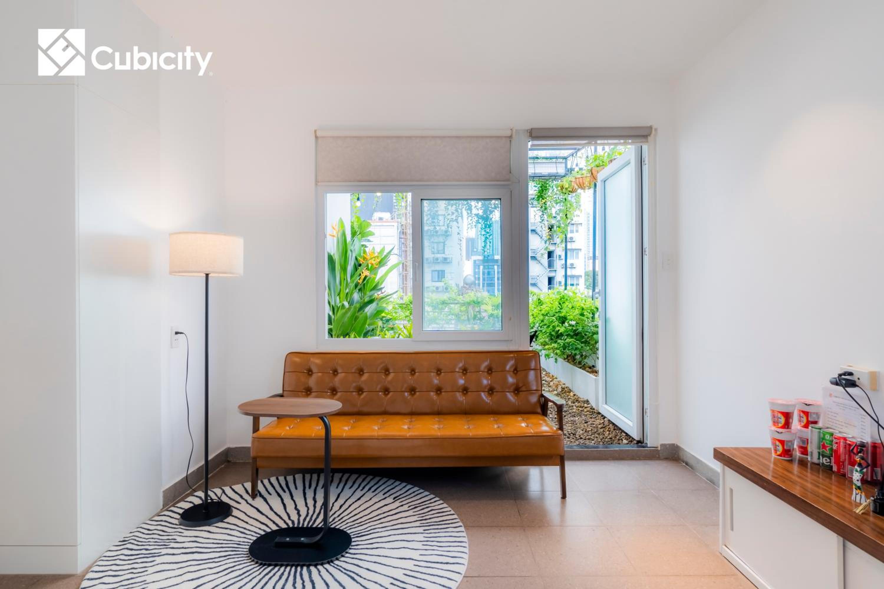 Cubicity Metro House