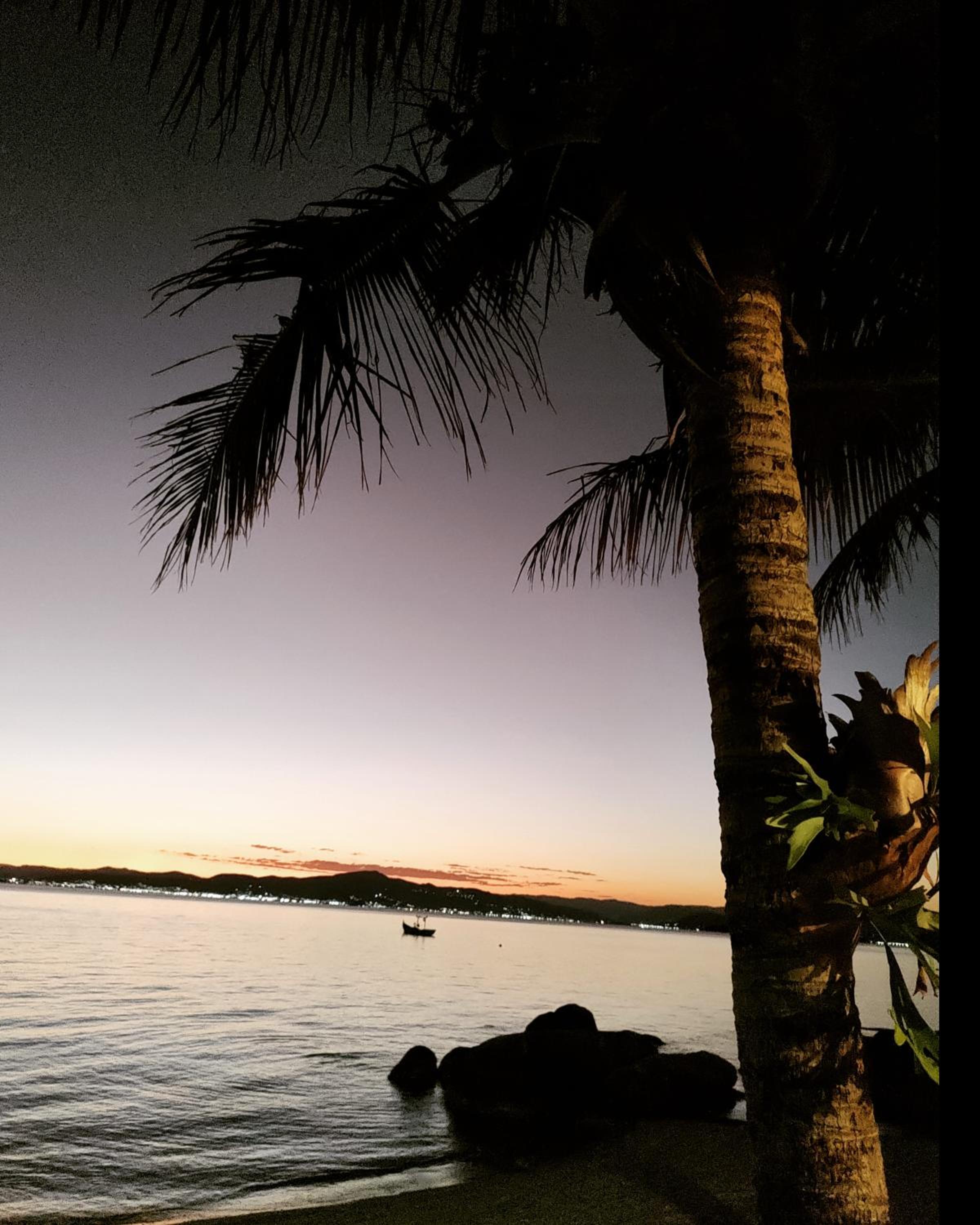 Cabana com banheira de Hidro e vista para o mar, privativa e tranquila localização excelente