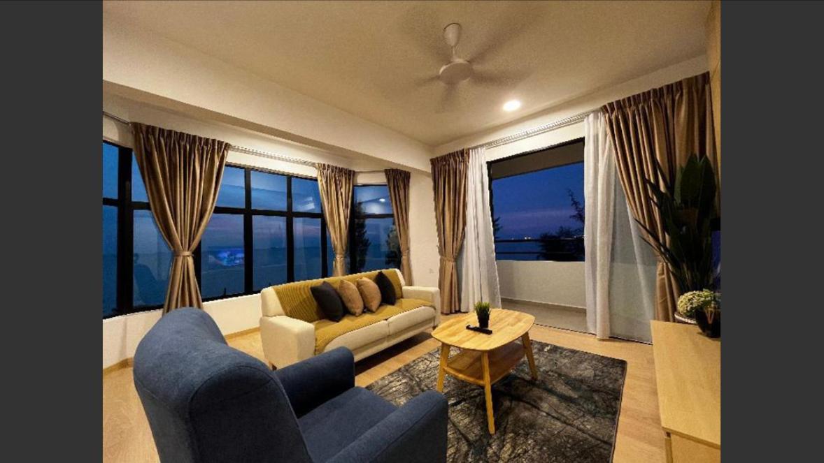 New 180’ Seaview Mutiara Beach Resort by Haza photo 1