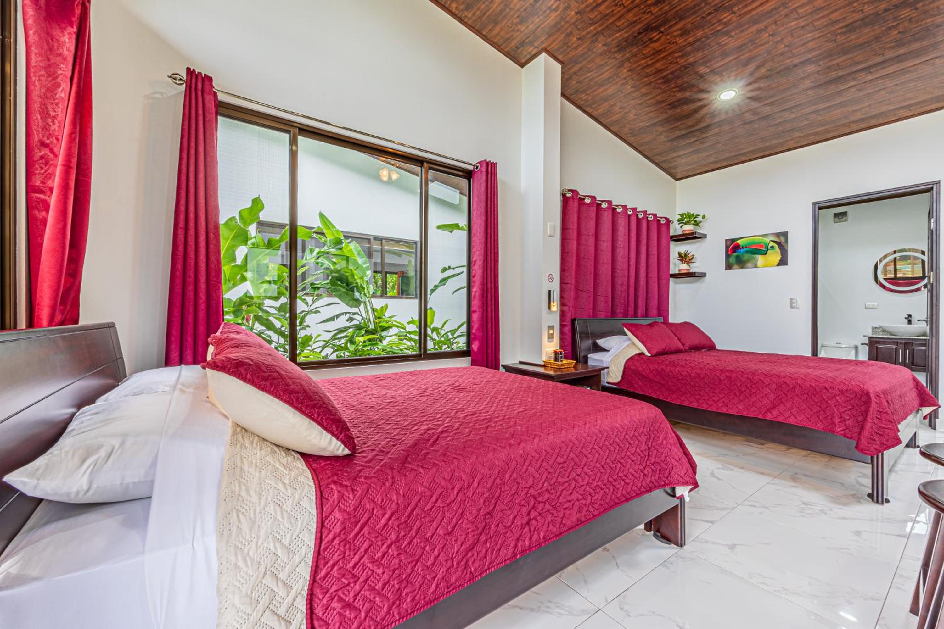 Shalom Chamo Villas