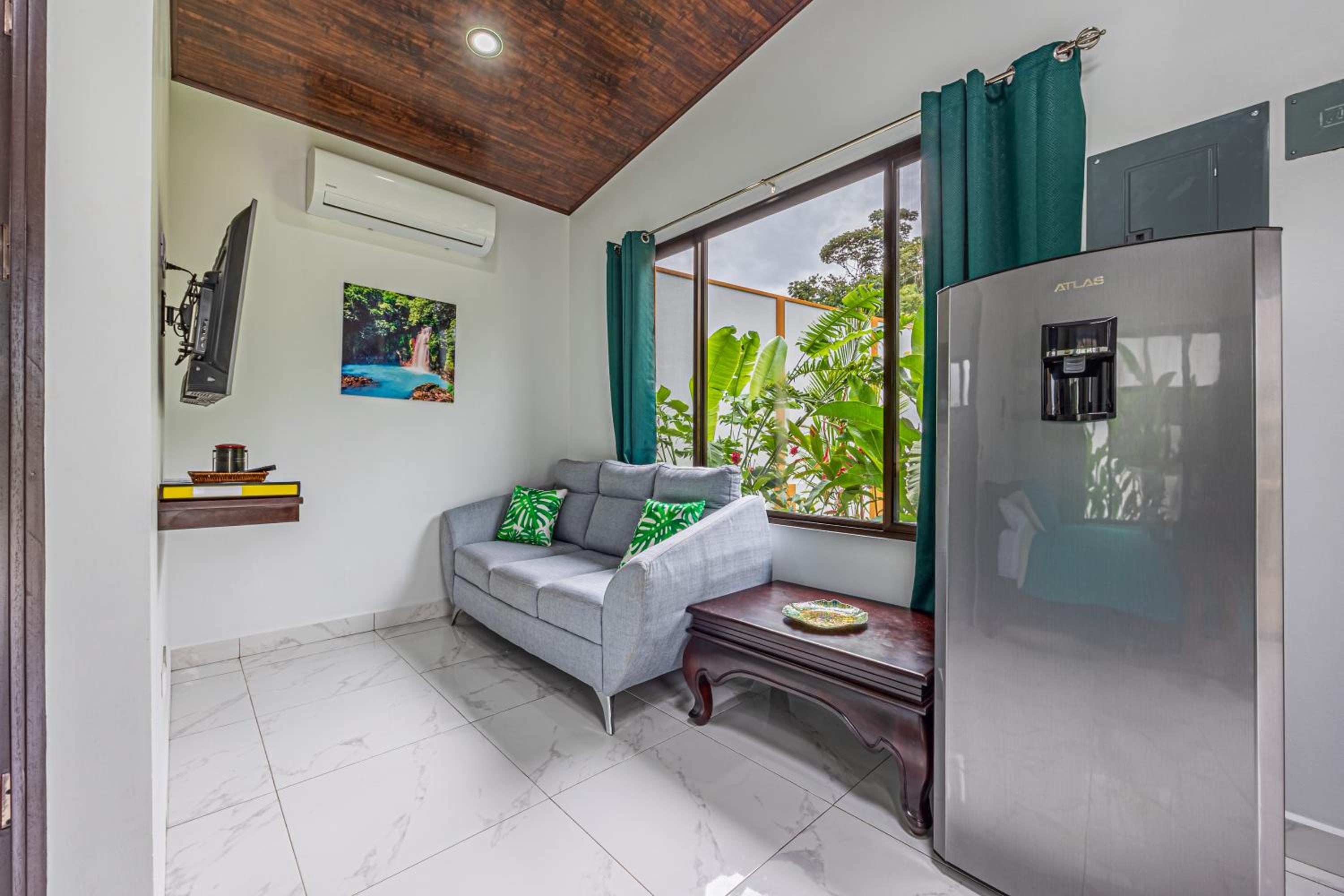 Shalom Chamo Villas