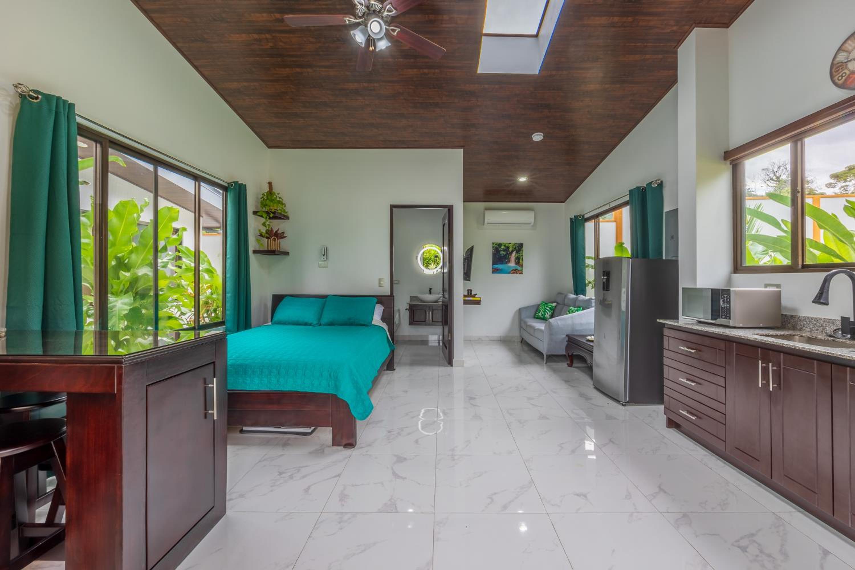 Shalom Chamo Villas