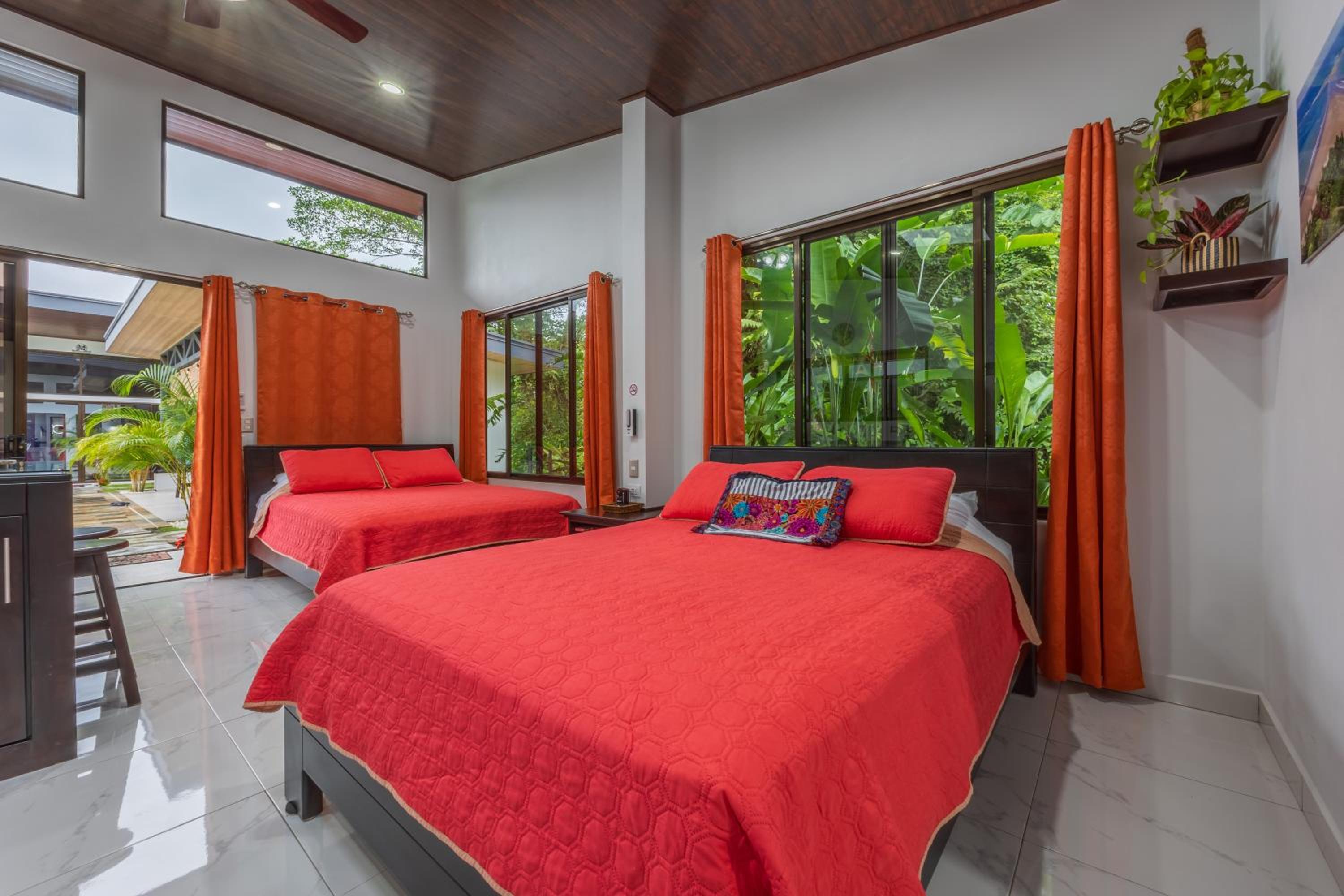 Shalom Chamo Villas