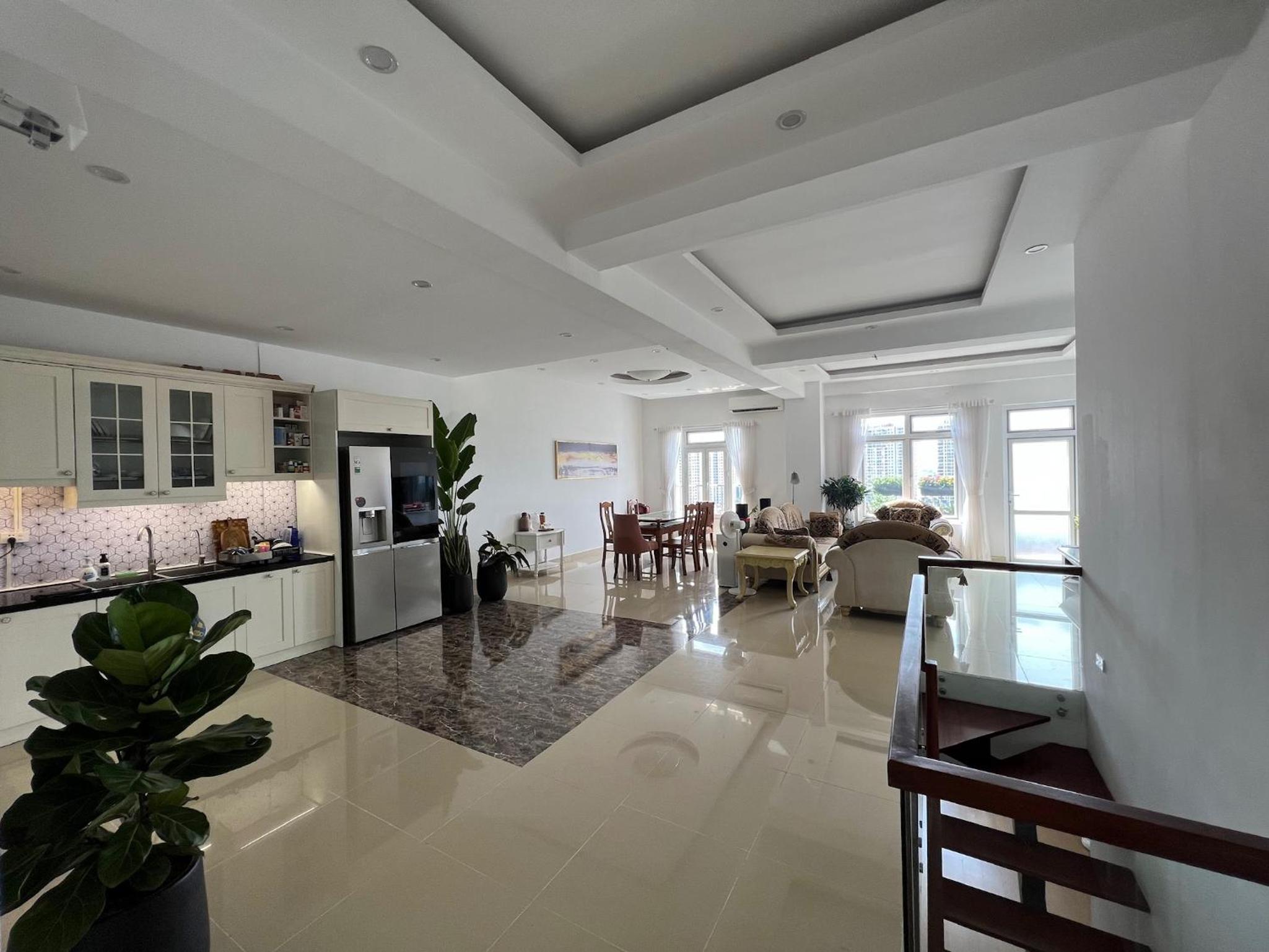 Spacious Duplex Penthouse with 3 Bedrooms in Tây Hồ