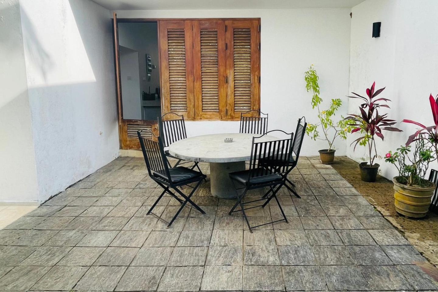 Mala Villa, Hikkaduwa