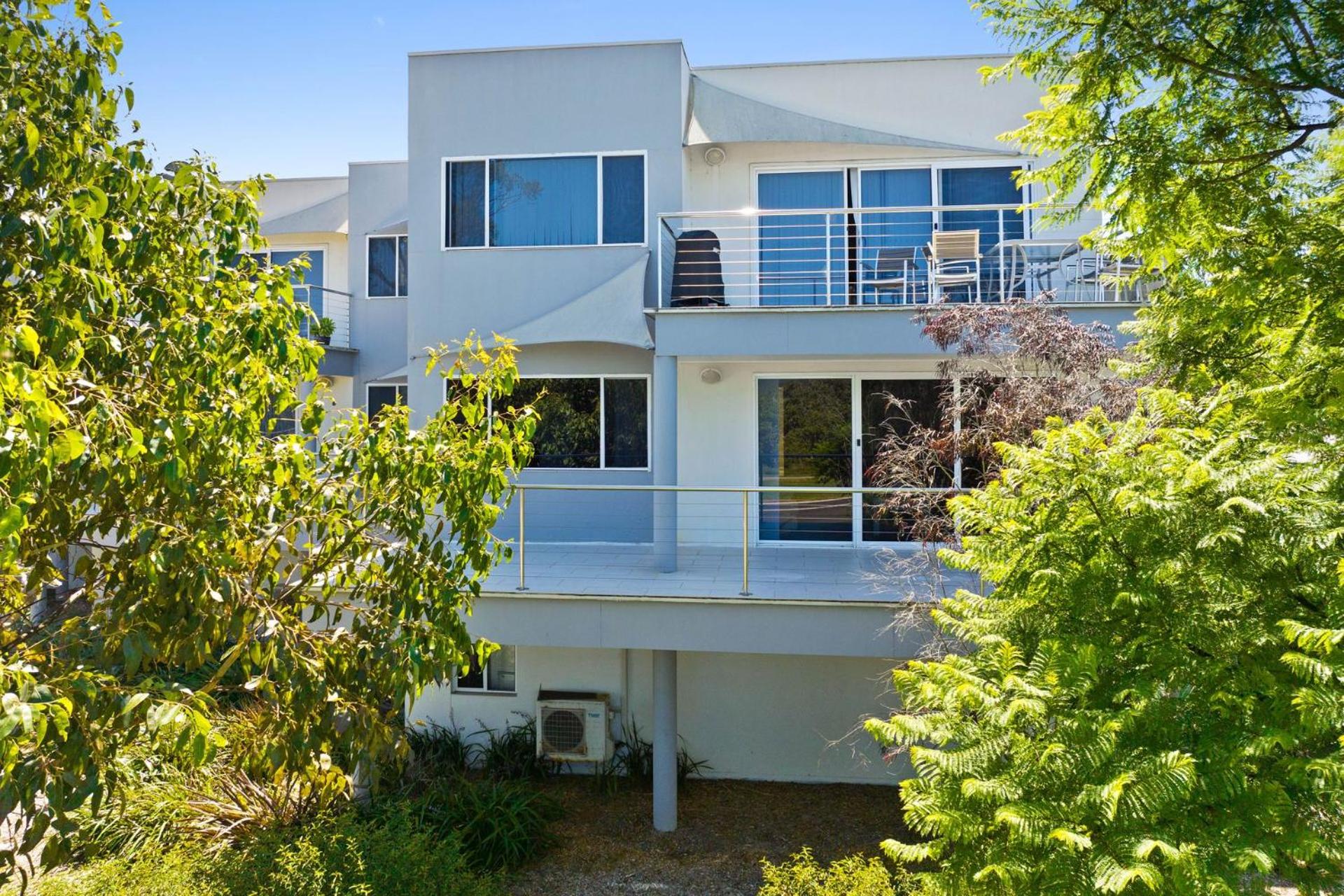 Unit 9, Boardwalk Apartments