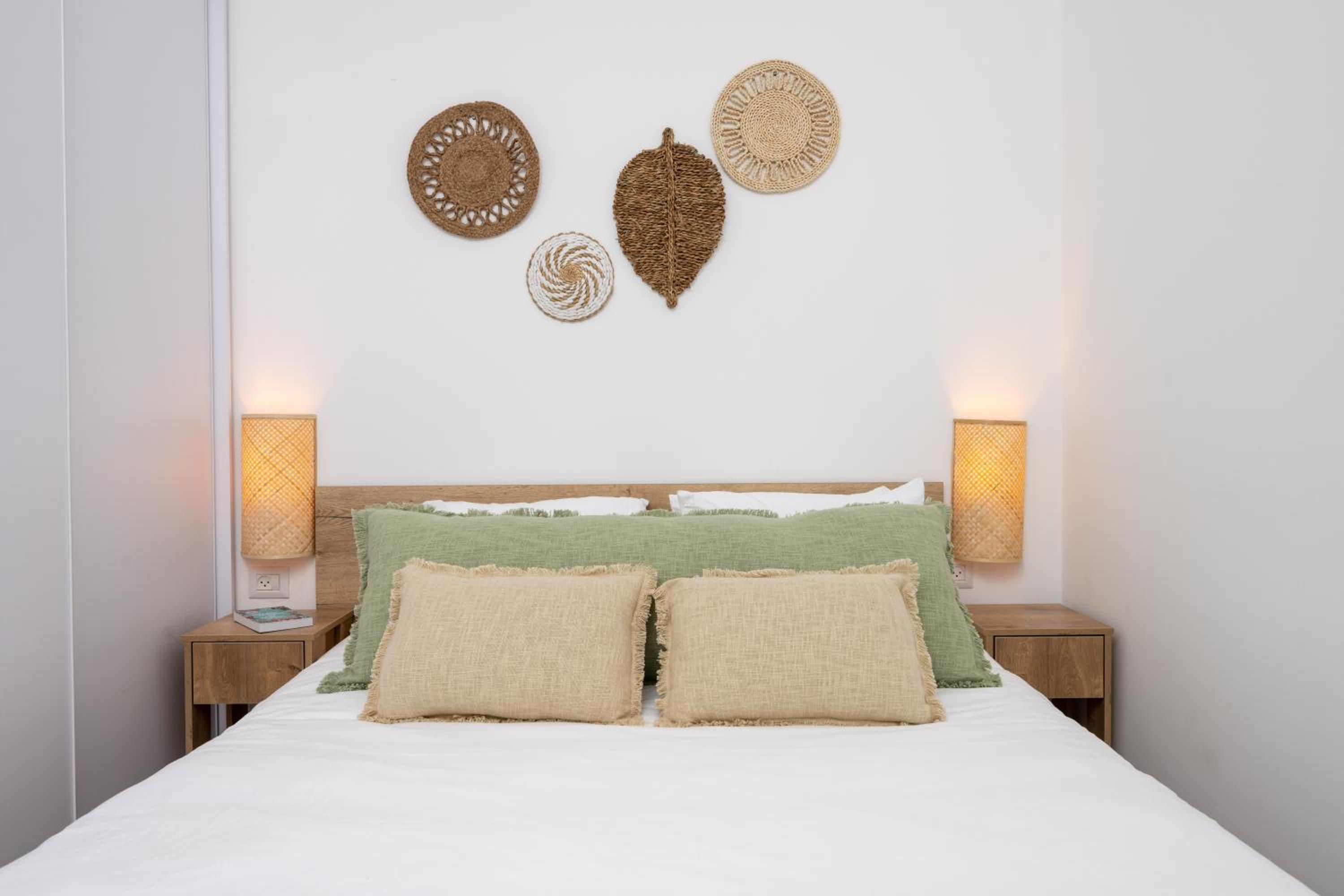 Seashell achziv suite