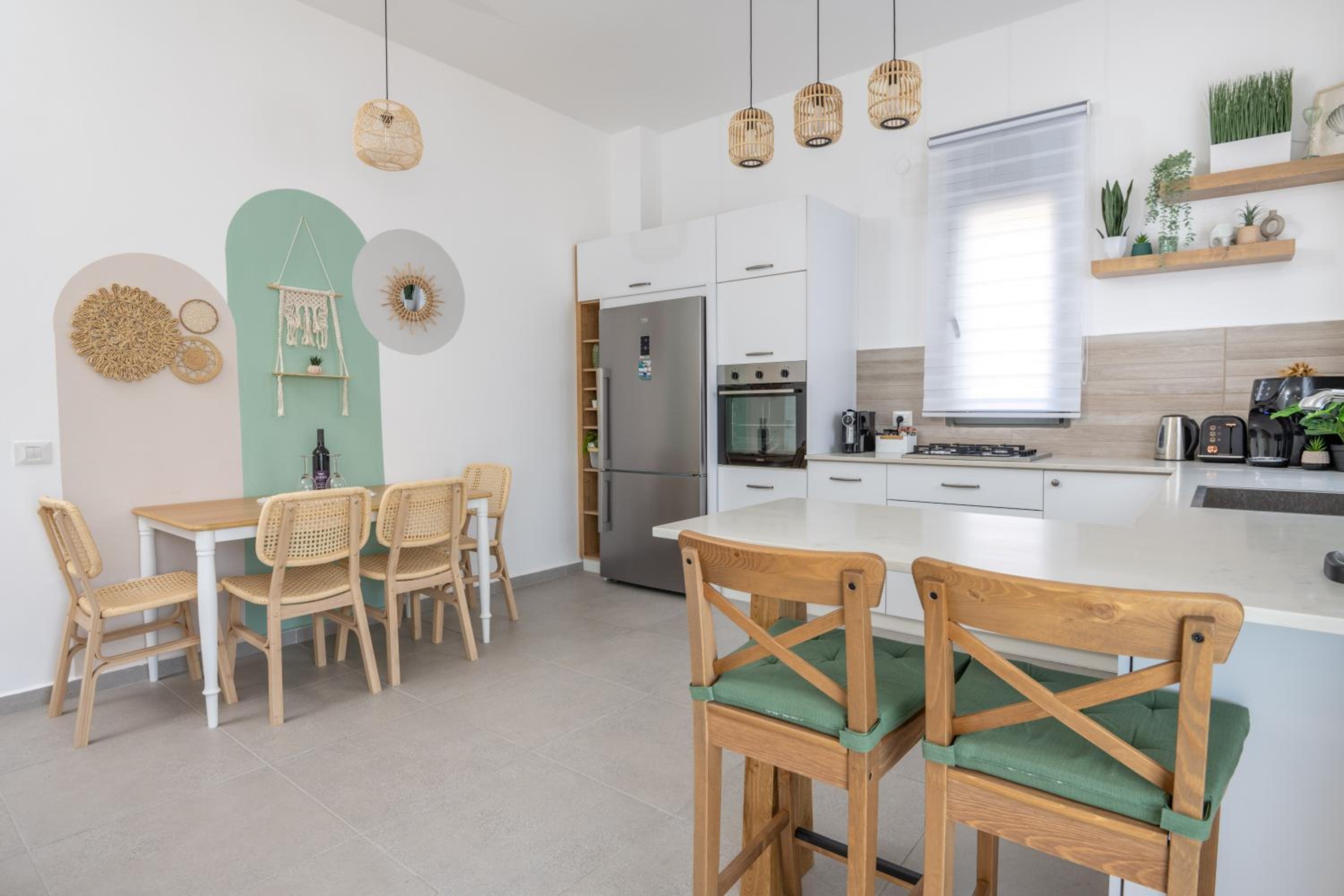 Seashell achziv suite