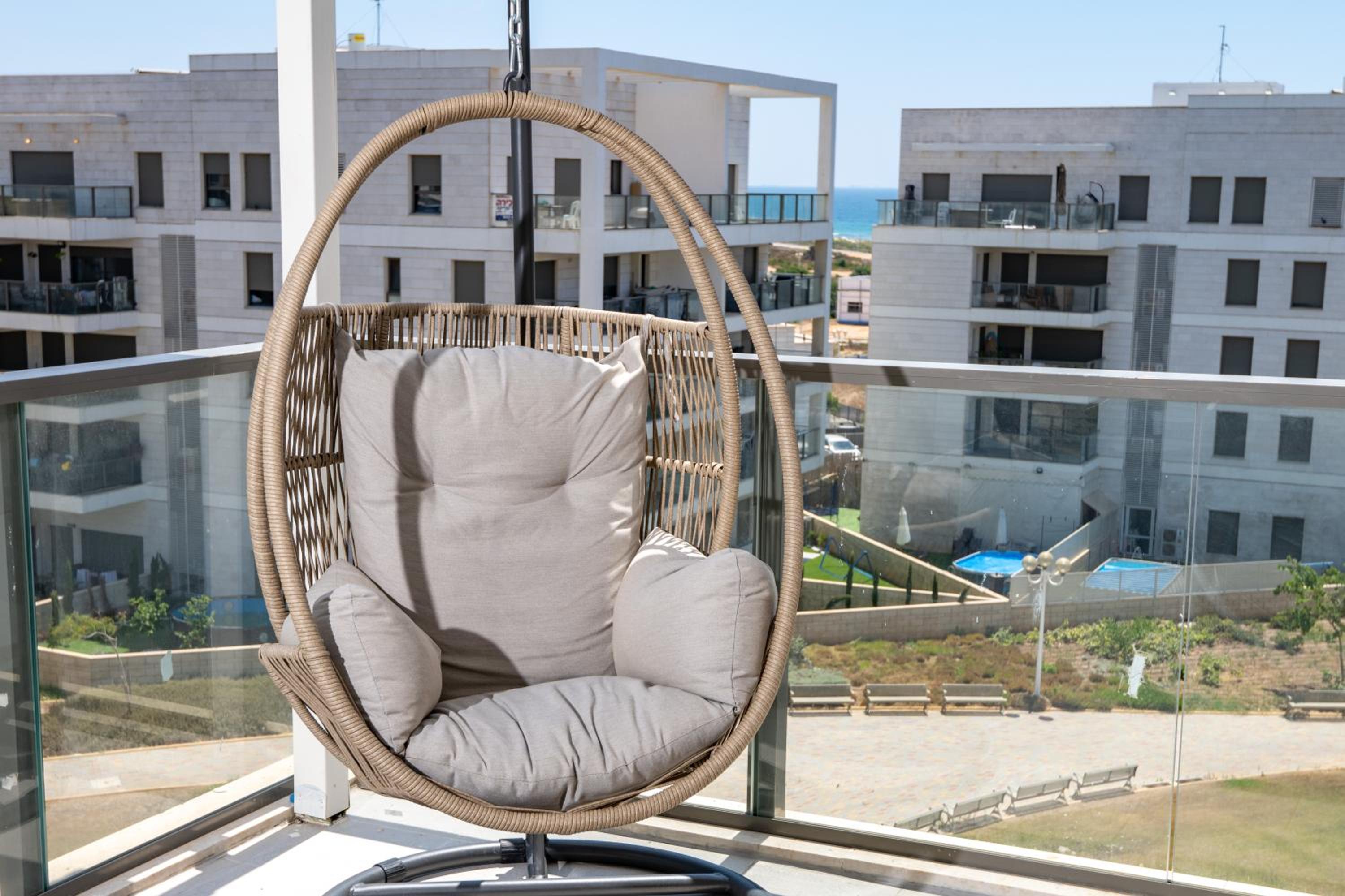 Seashell achziv suite
