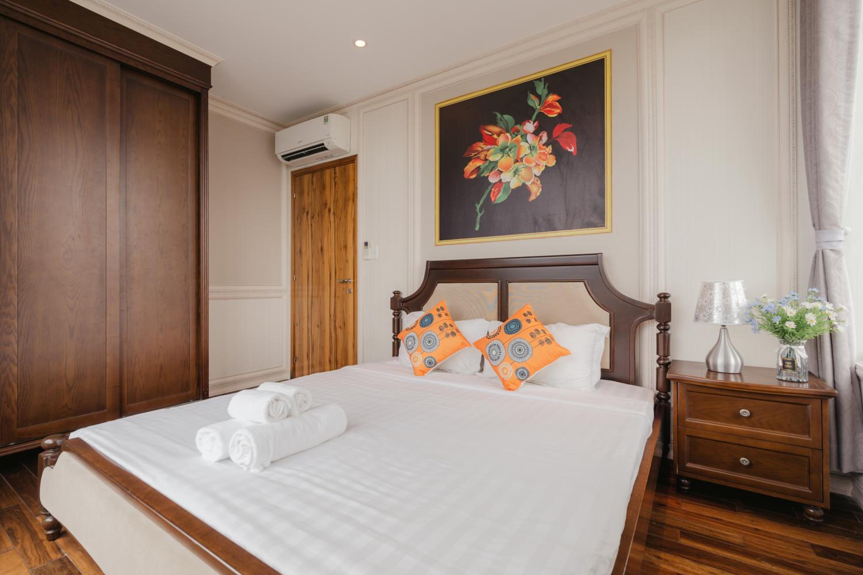 Léman Luxury Apartment District 3 HCMC