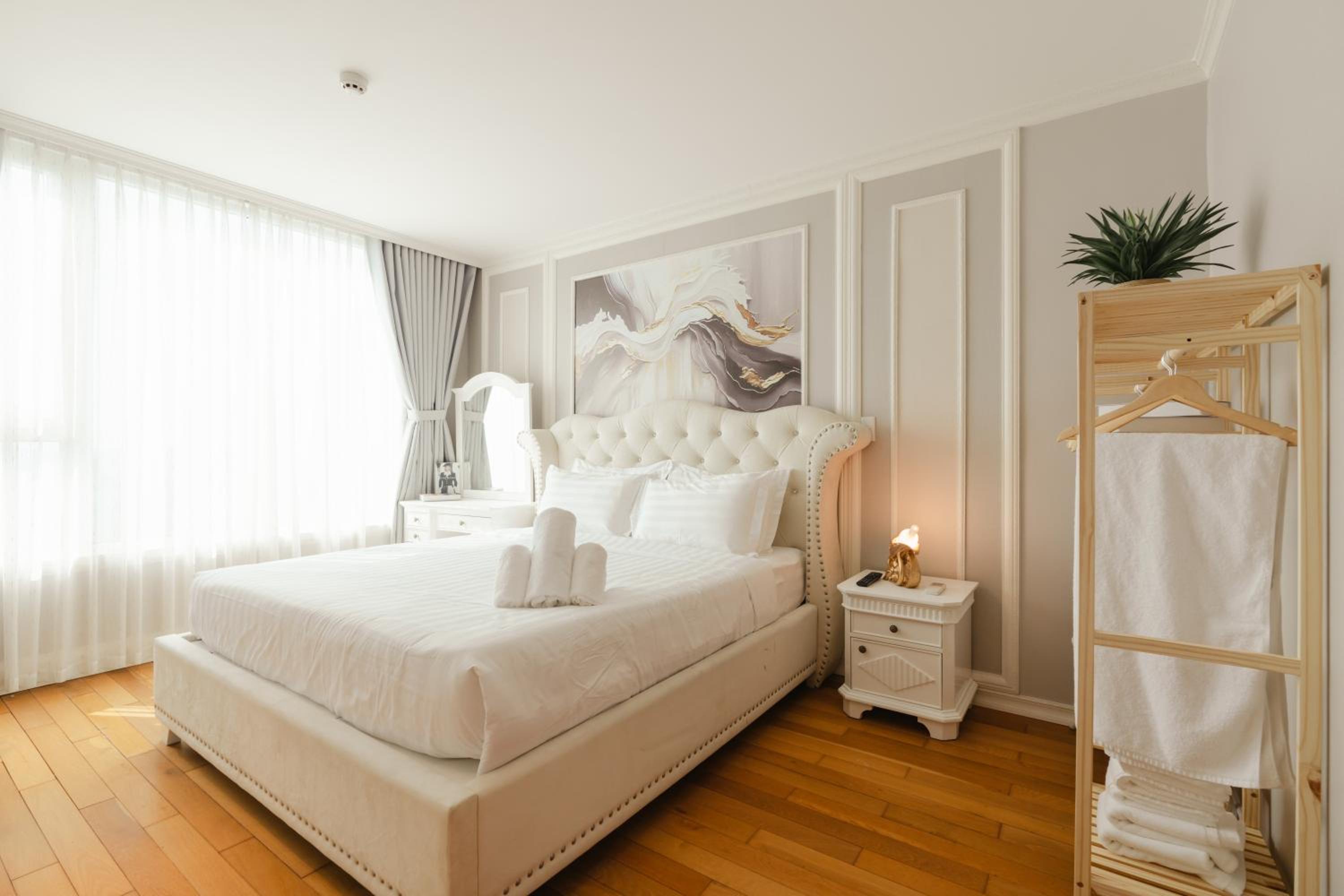 Léman Luxury Apartment District 3 HCMC