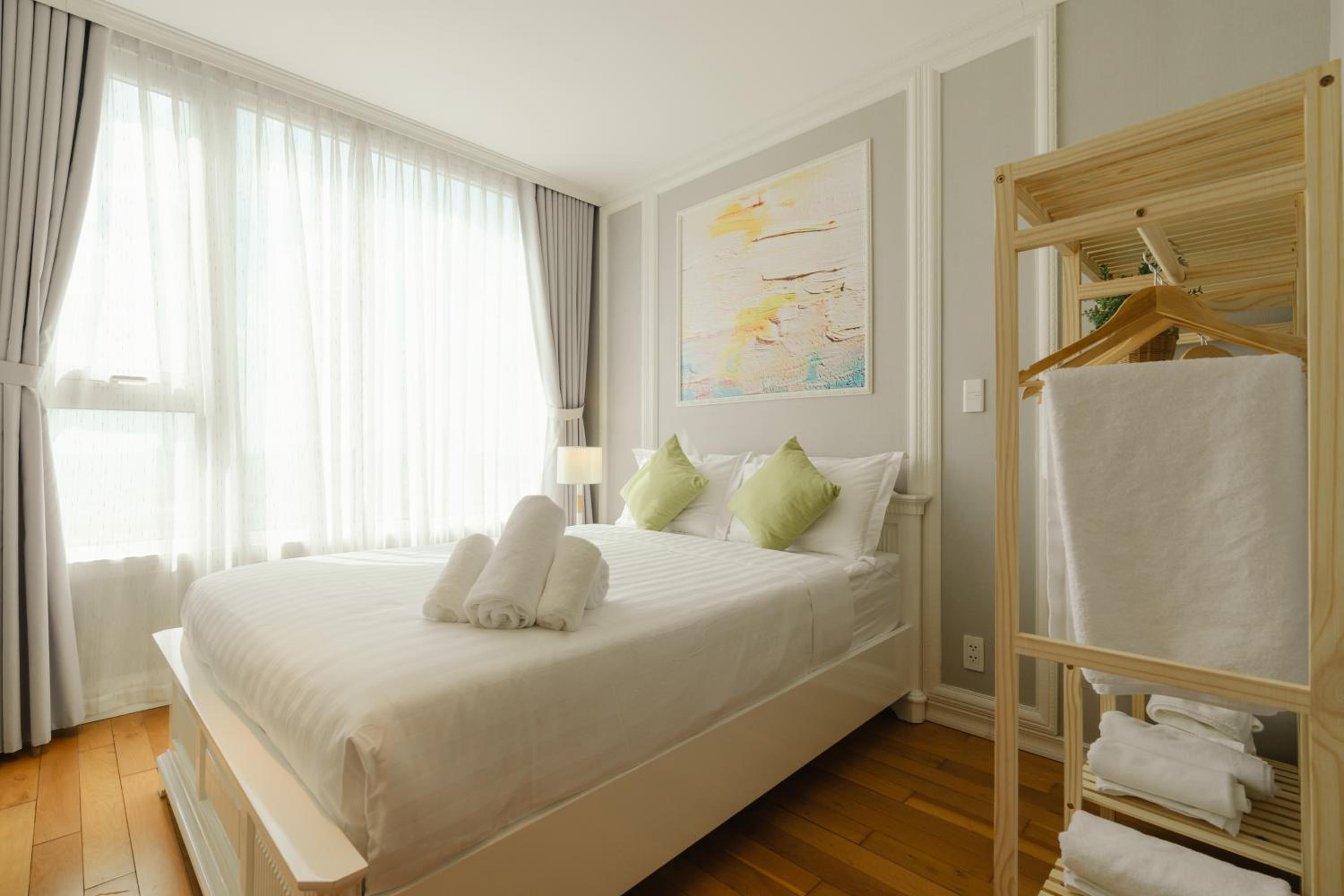 Léman Luxury Apartment District 3 HCMC