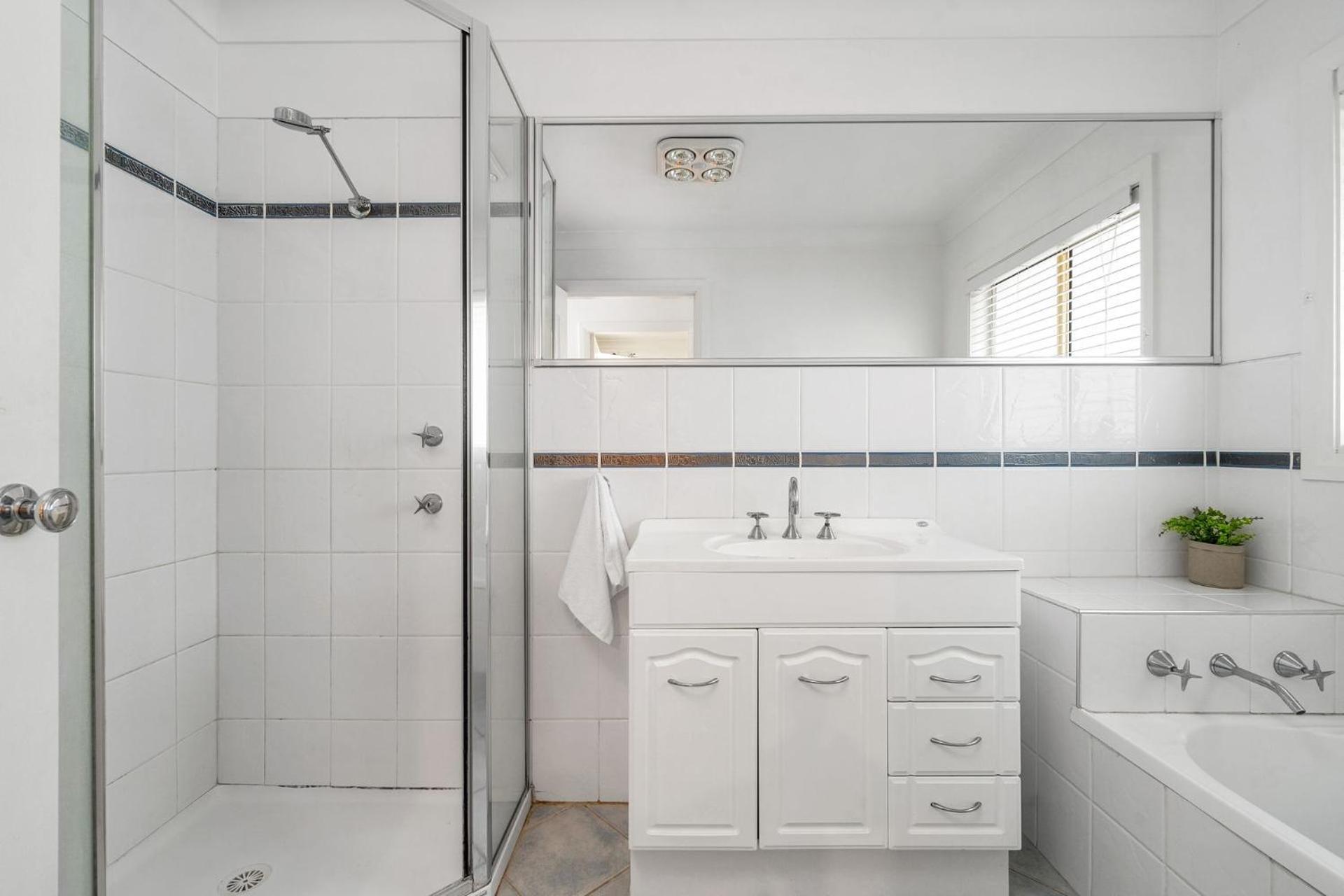 Elanora Coastal Elegance Moments from Collingwood