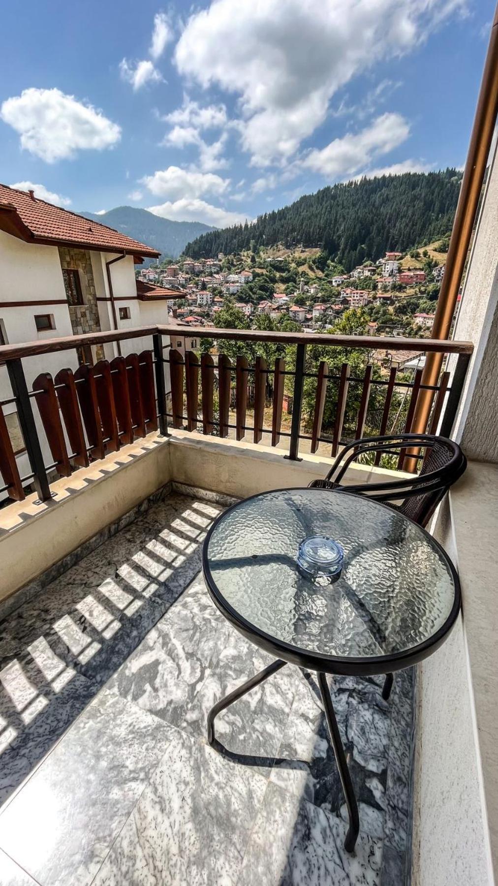 Villa Orpheus view 5