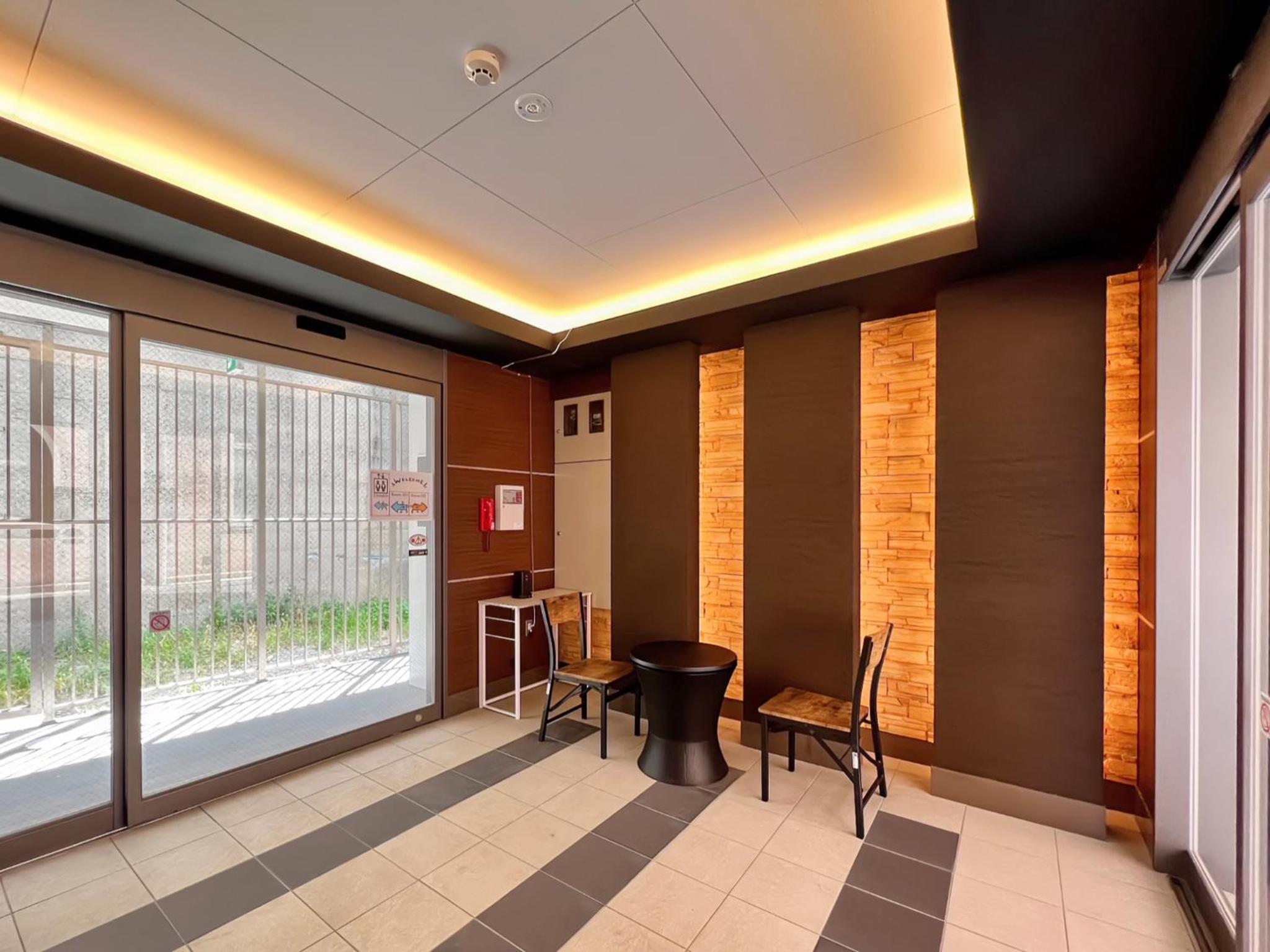NALY. TENMA AFP Apartment