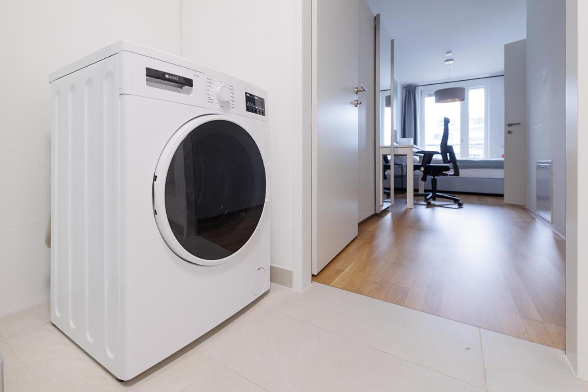 Lovely Apartment in Marina Tower - 10min to City Center