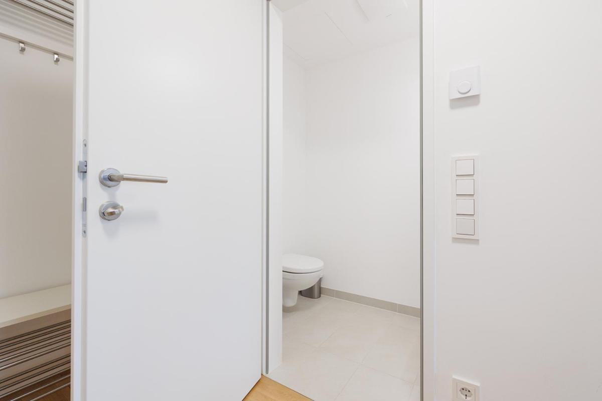 Lovely Apartment in Marina Tower - 10min to City Center