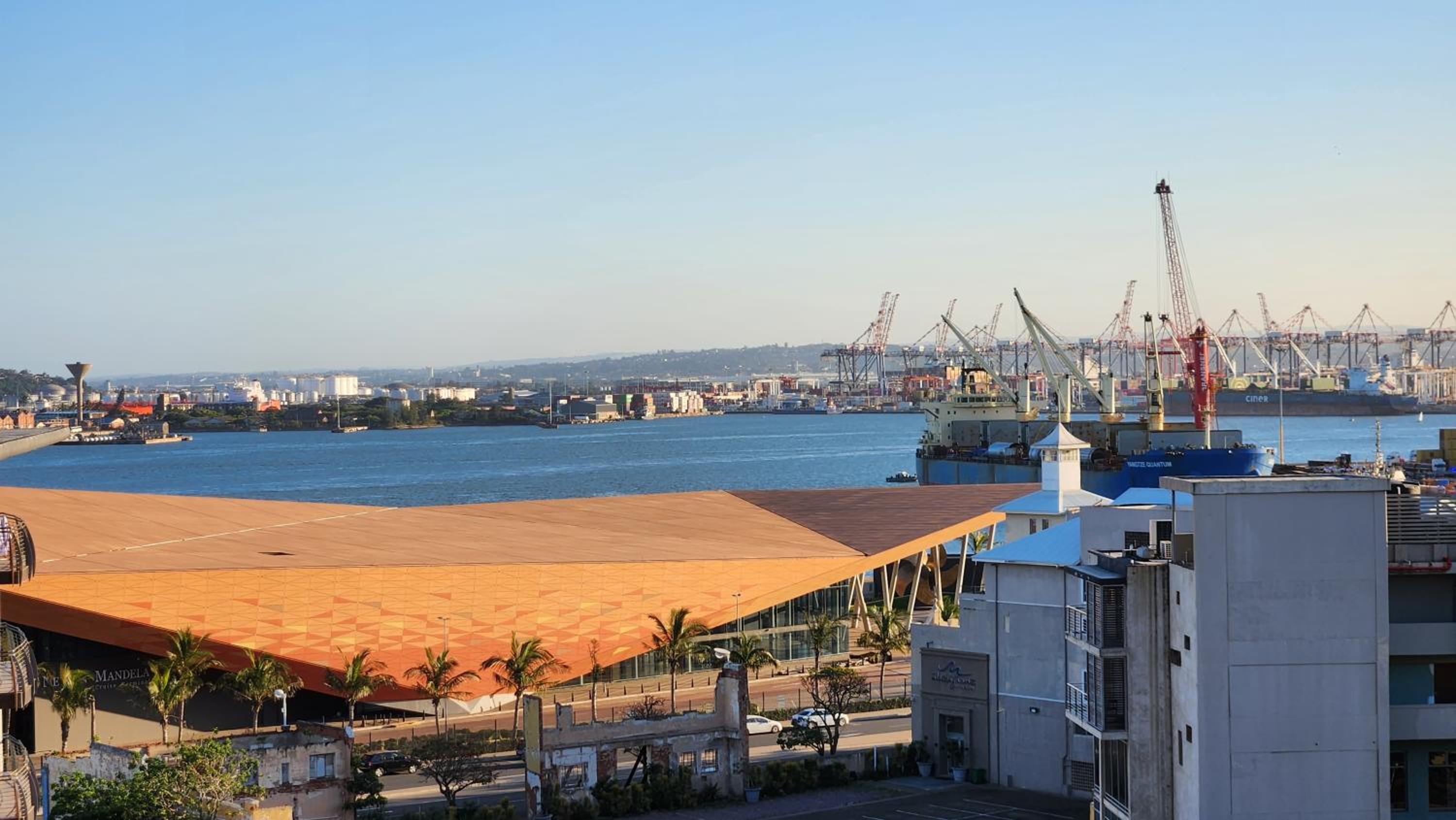 Accommodation Front - Modern 2 Sleeper Penthouse with Magnificent Views