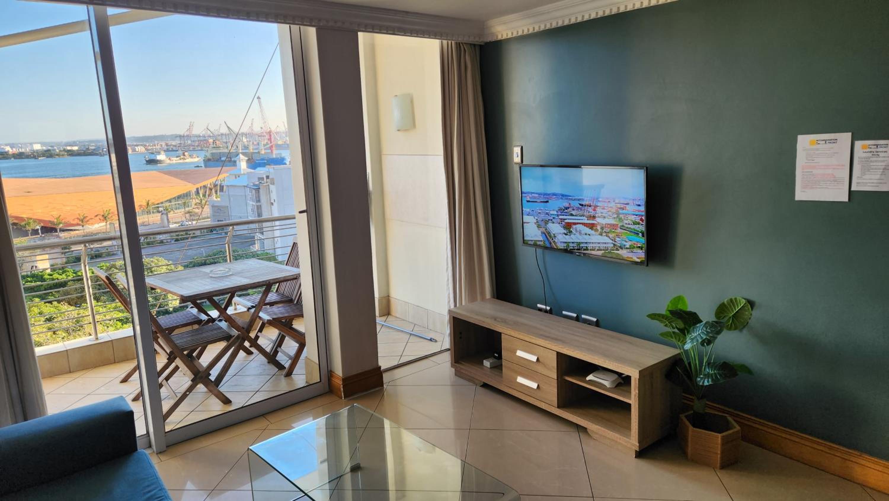 Accommodation Front - Modern 2 Sleeper Penthouse with Magnificent Views