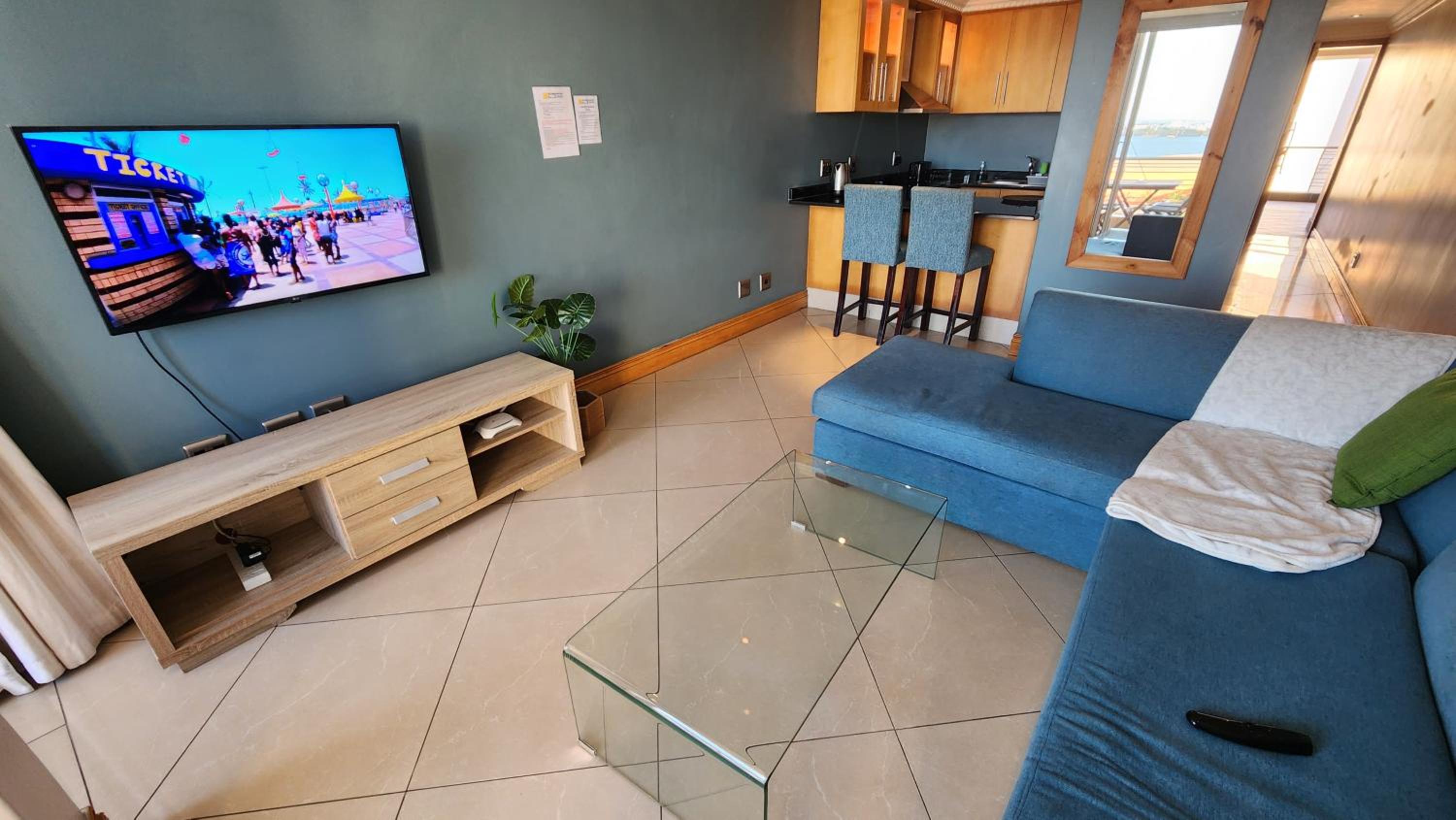 Accommodation Front - Modern 2 Sleeper Penthouse with Magnificent Views