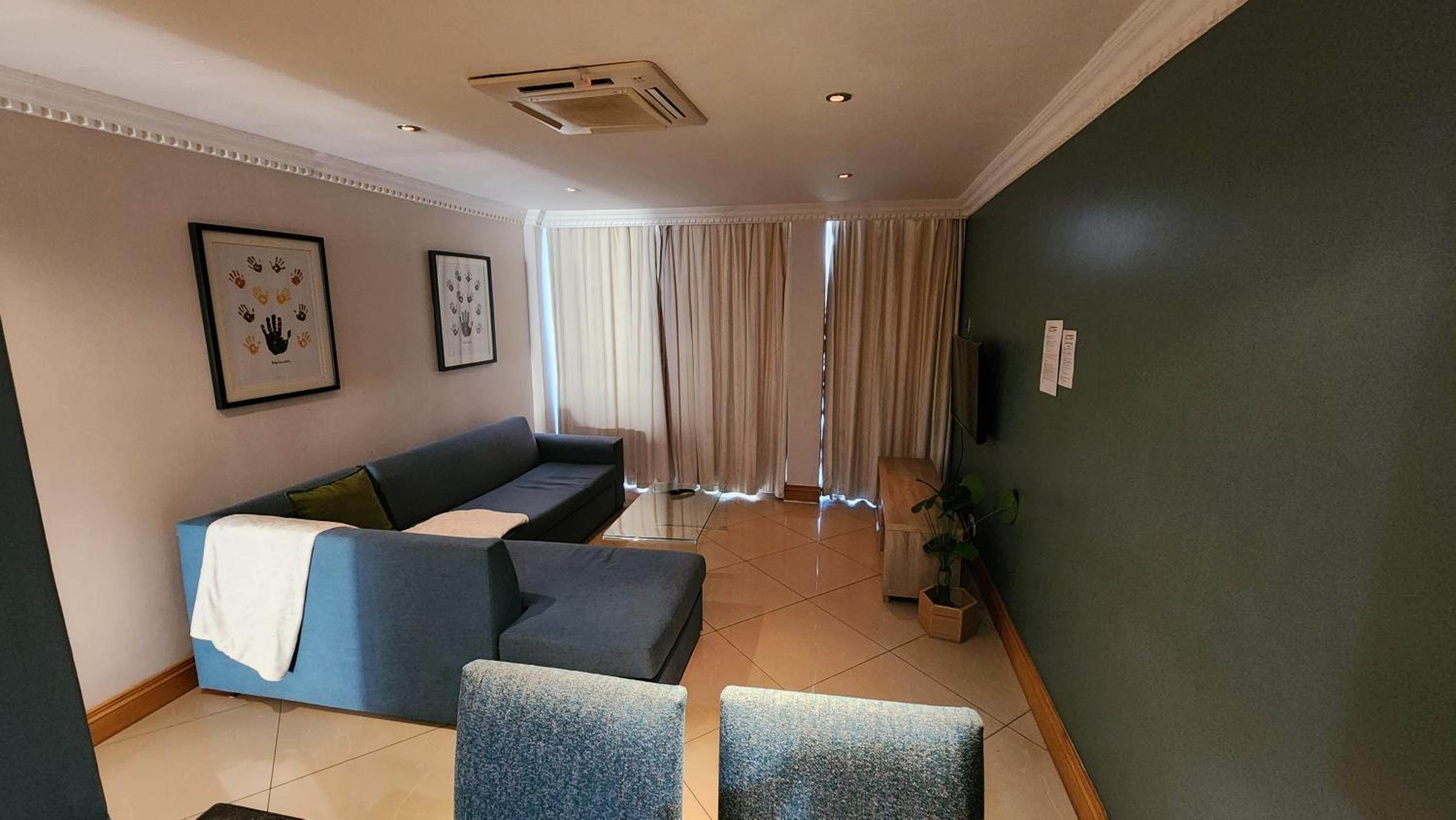 Accommodation Front - Modern 2 Sleeper Penthouse with Magnificent Views