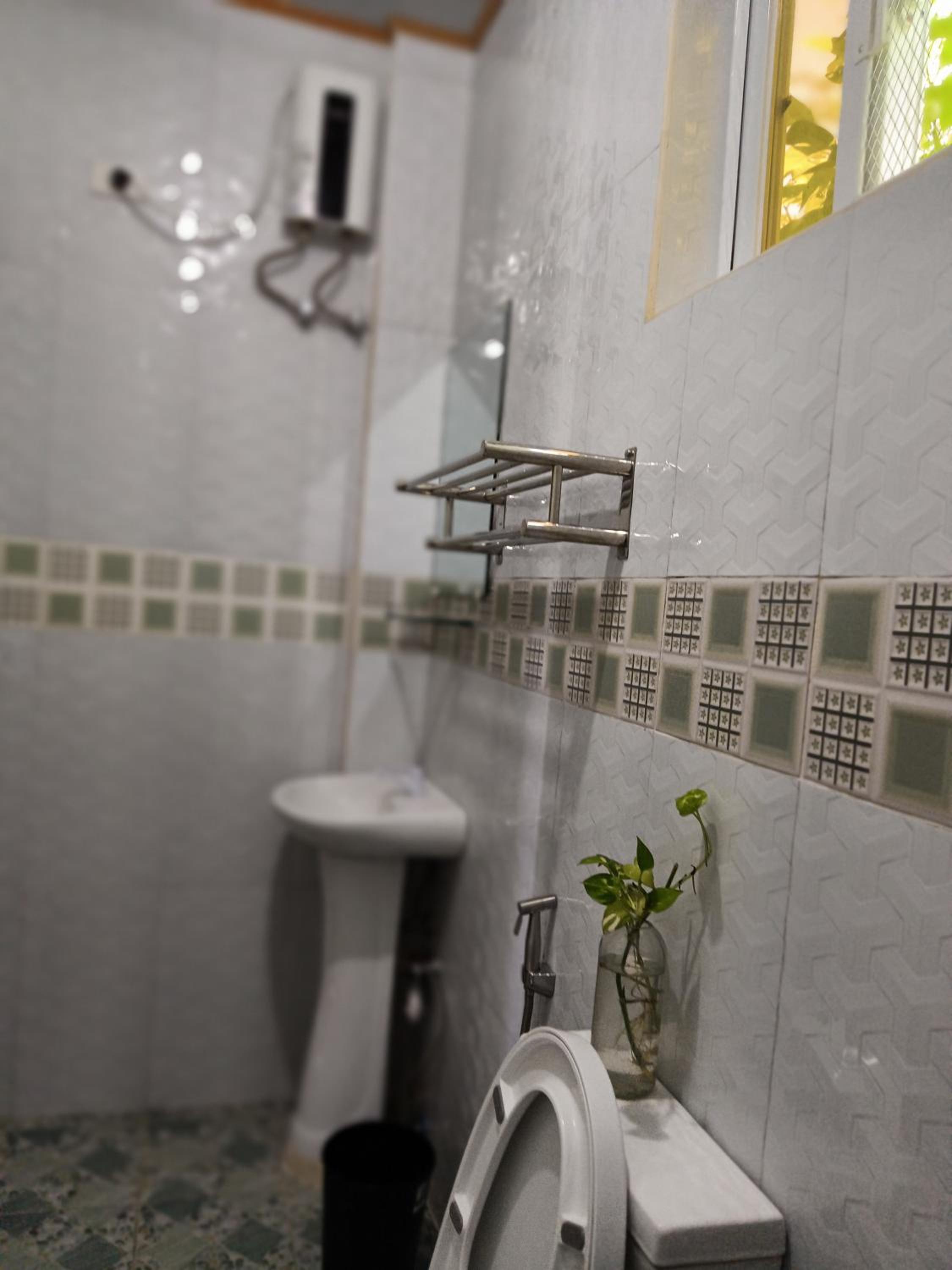 Binalonan Transient/GUESTHOUSE (PENSION GLAYDIE)