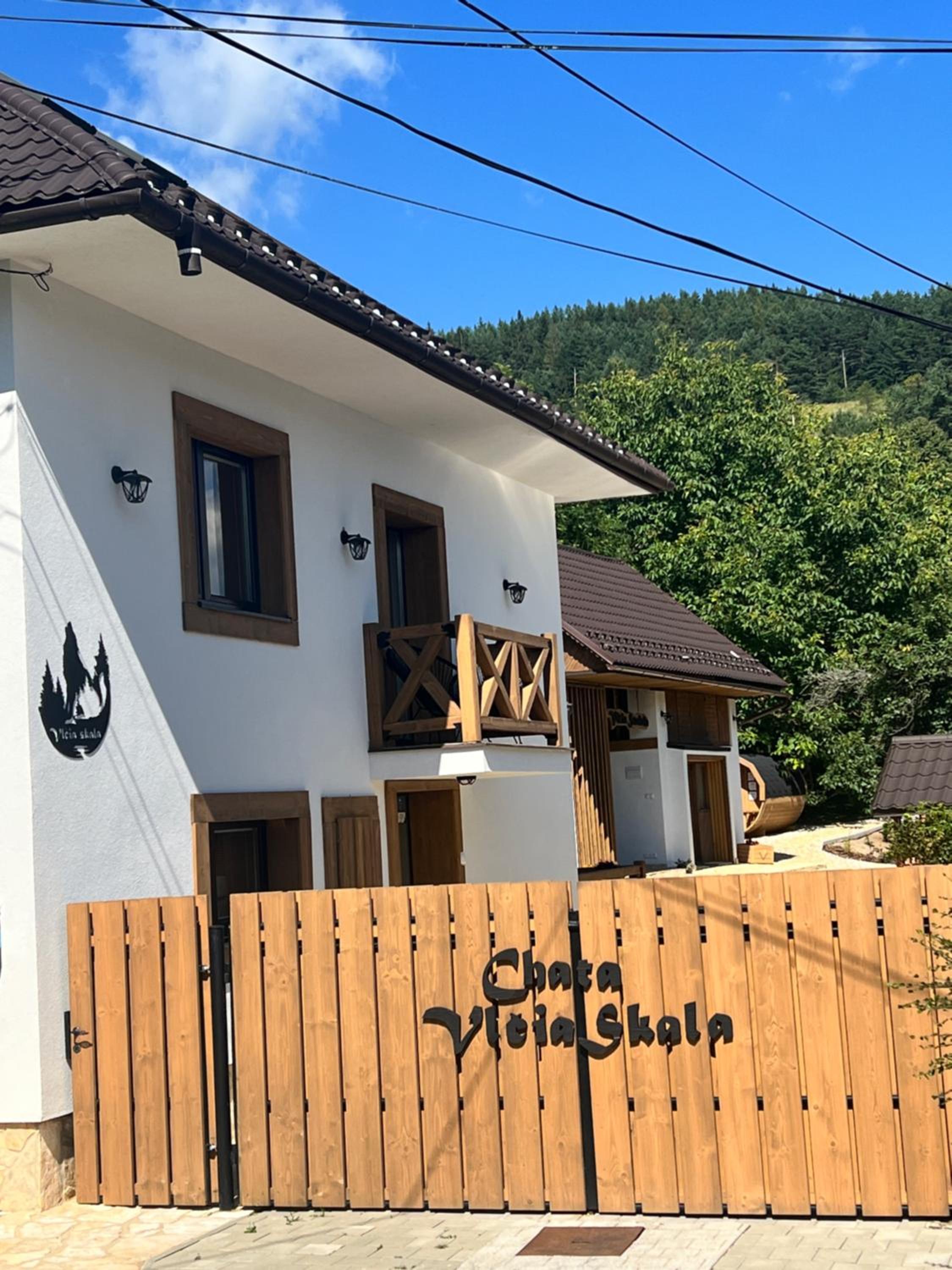 Hotel Chata Vlčia Skala - Image 1